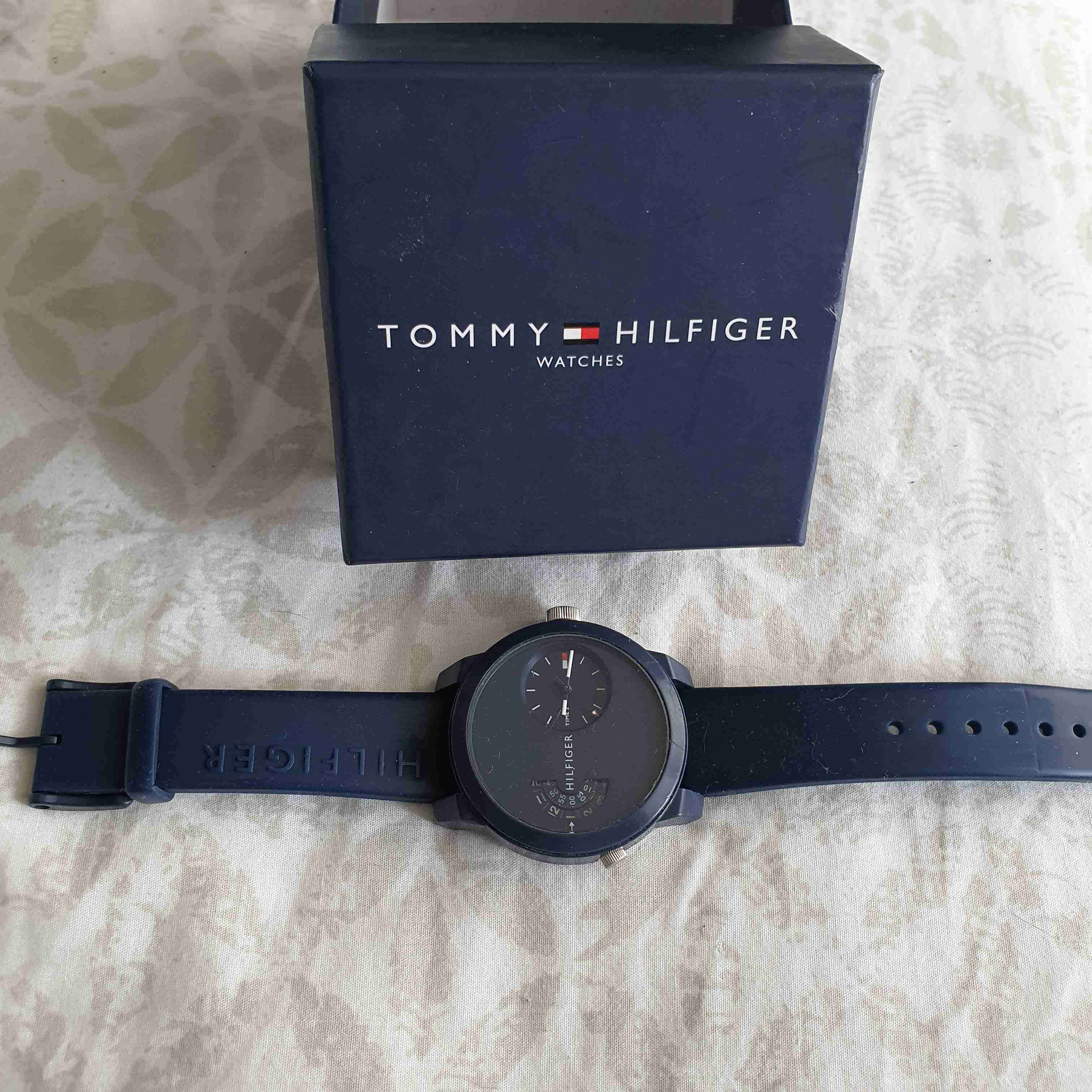 Reloj Tommy Hilfiger azul