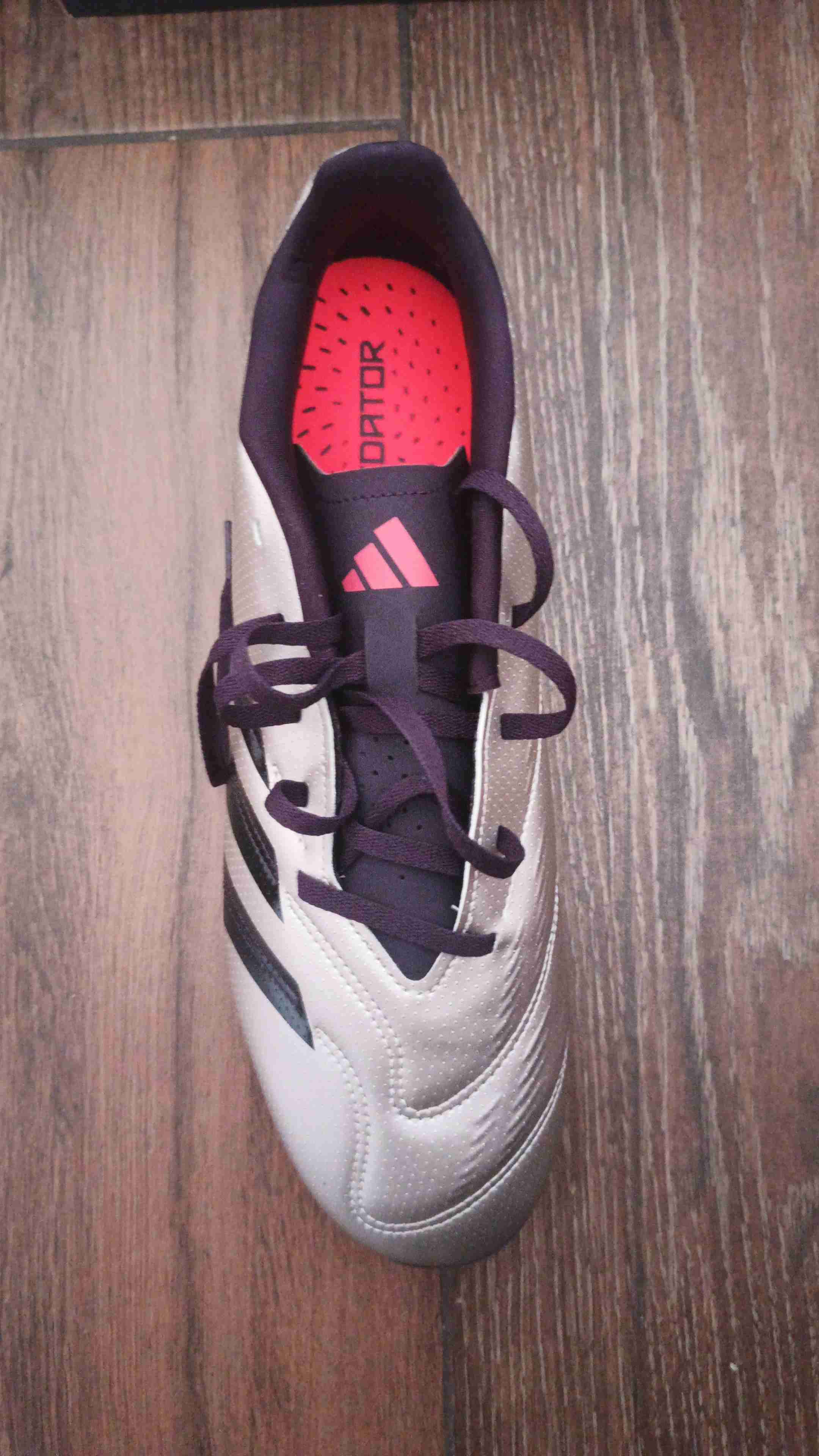 Zapatos de fútbol Predator plateados - miniatura 3