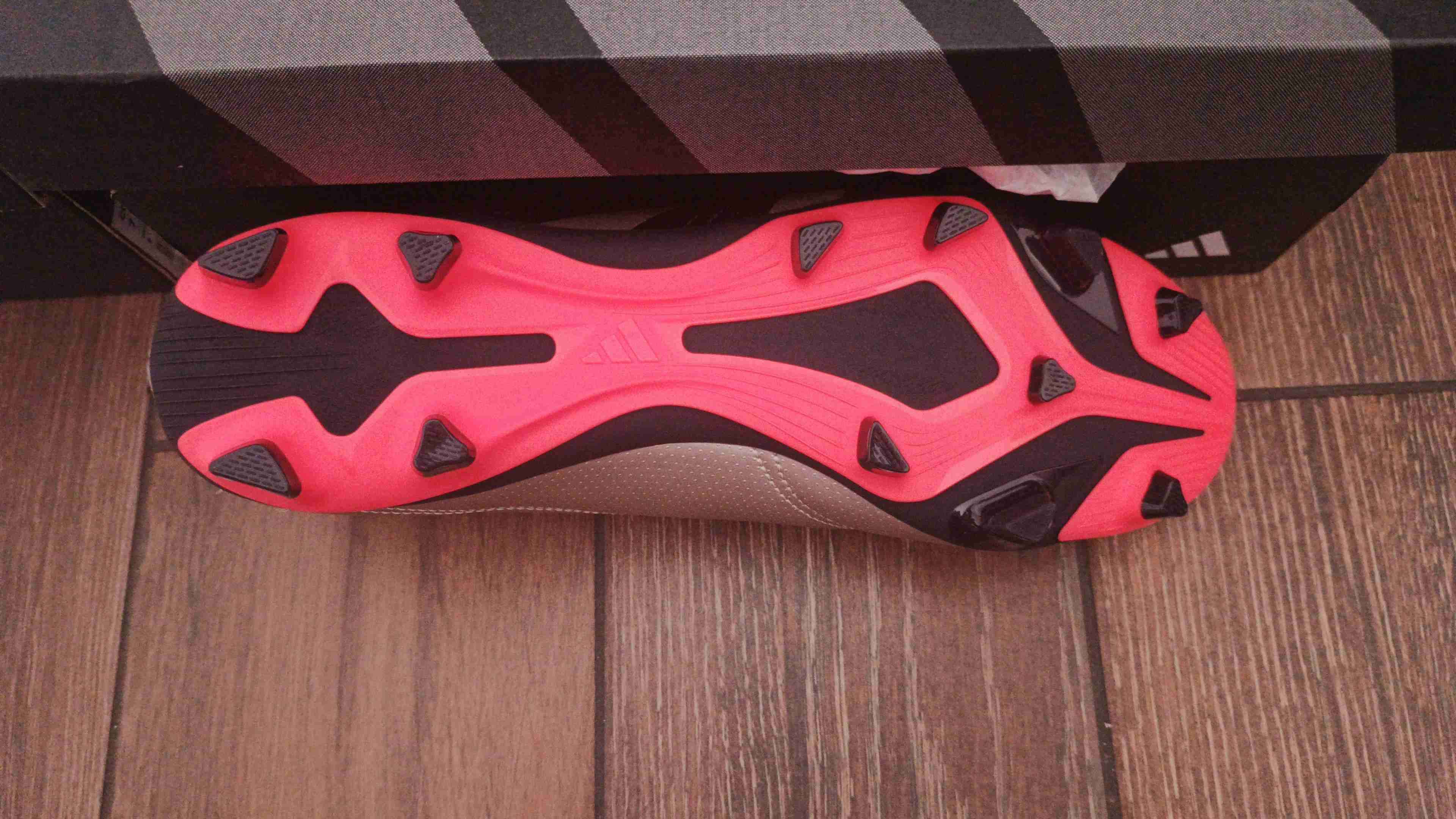 Zapatos de fútbol Predator plateados - miniatura 4