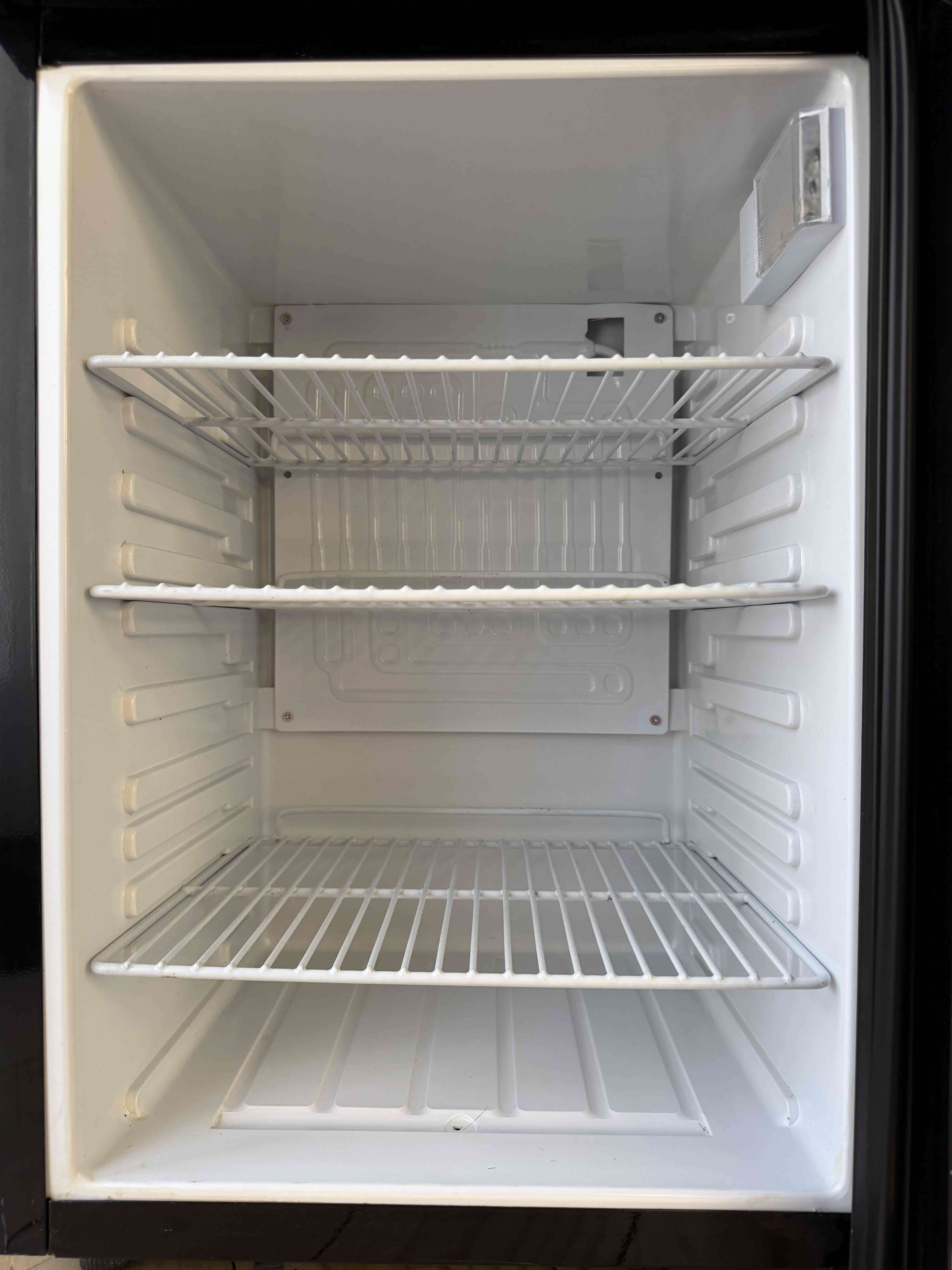 Refrigerador Mini Expositor MR. BIG - miniatura 5