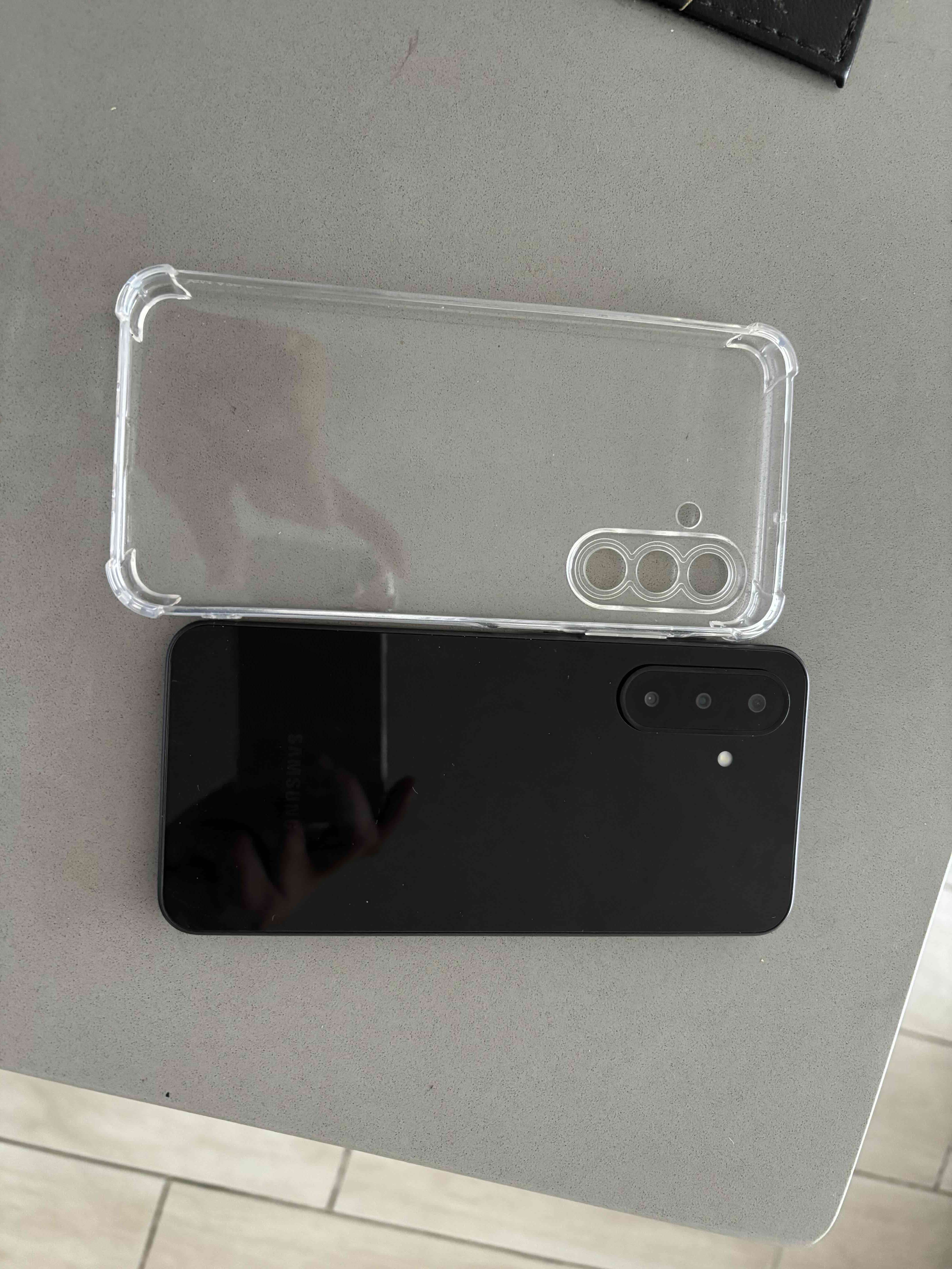 Samsung Galaxy A26 5G en caja - miniatura 3