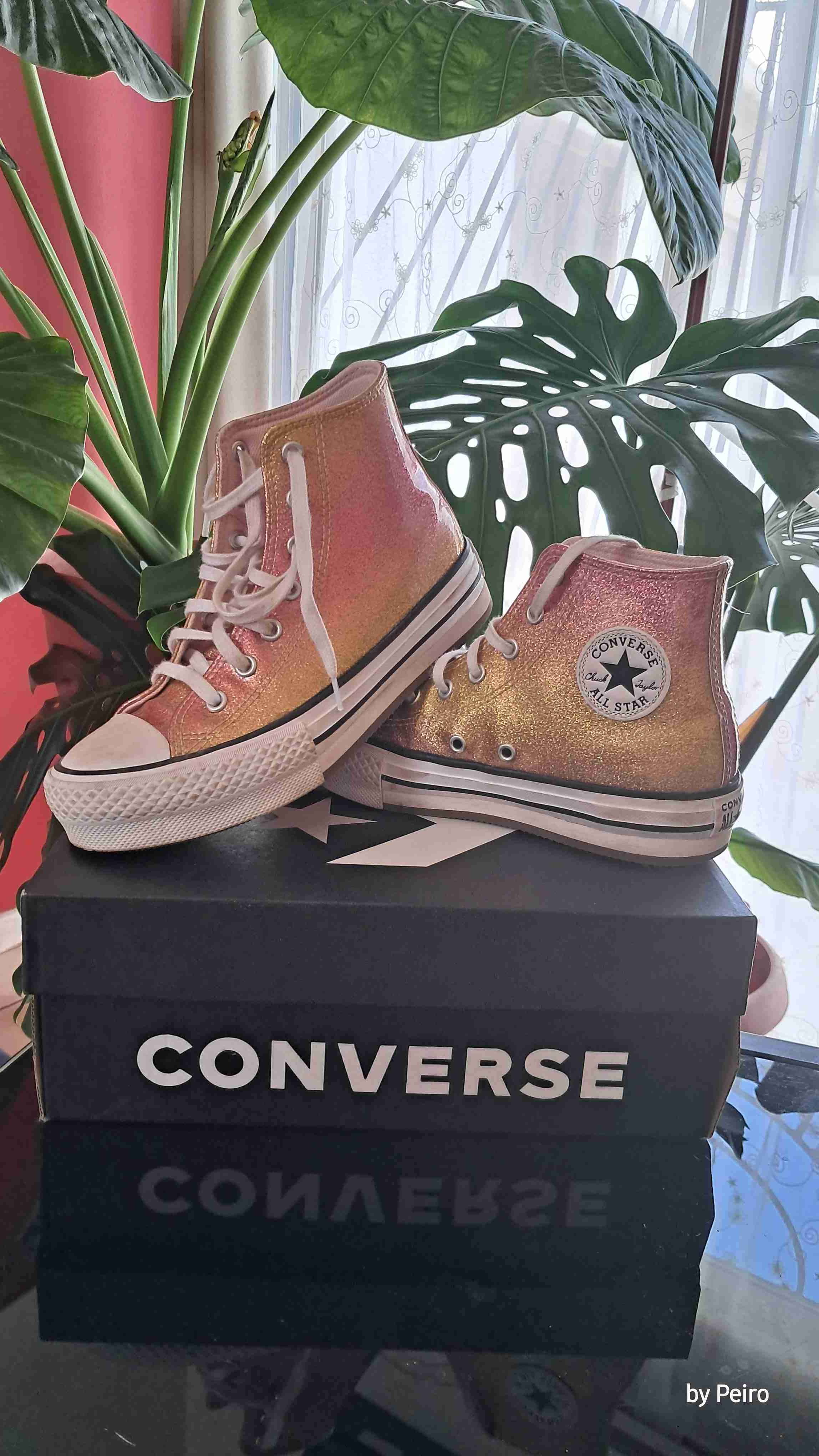 Zapatillas Converse brillantes