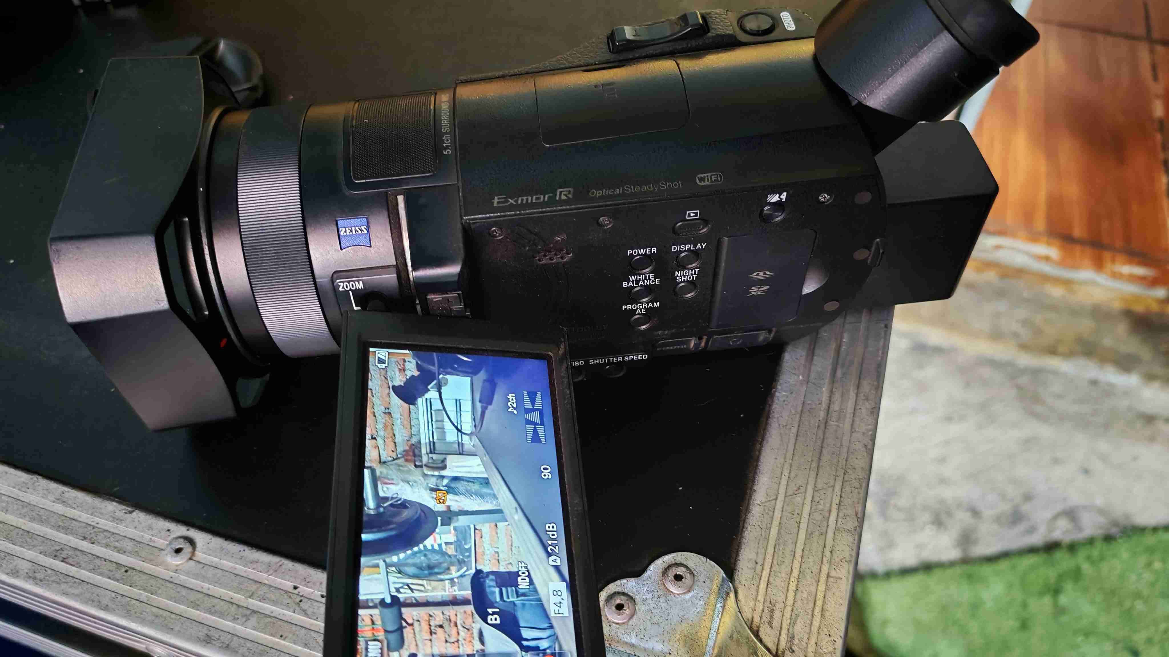 Videocámara Sony Exmor R ax100 - miniatura 1