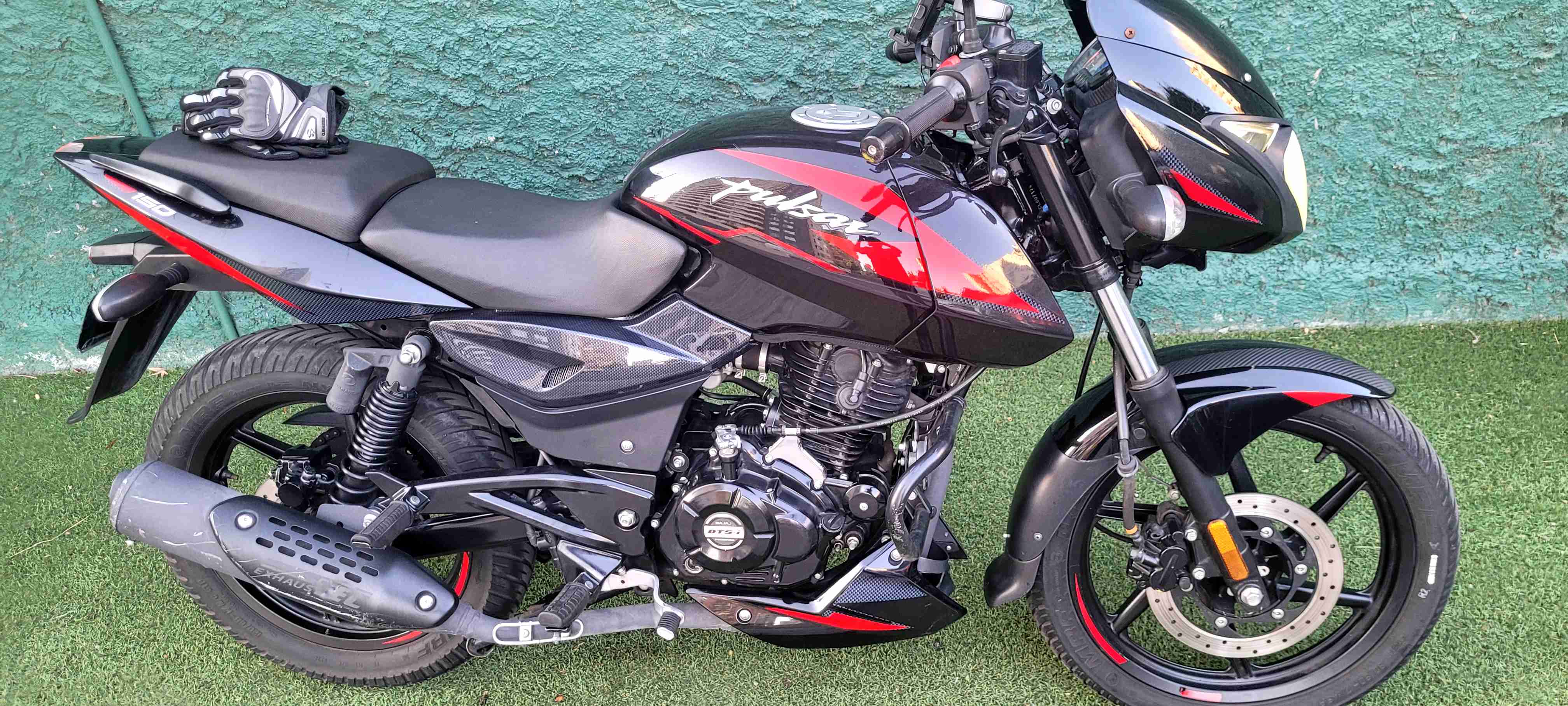 Motocicleta deportiva negra 150 neo - miniatura 3