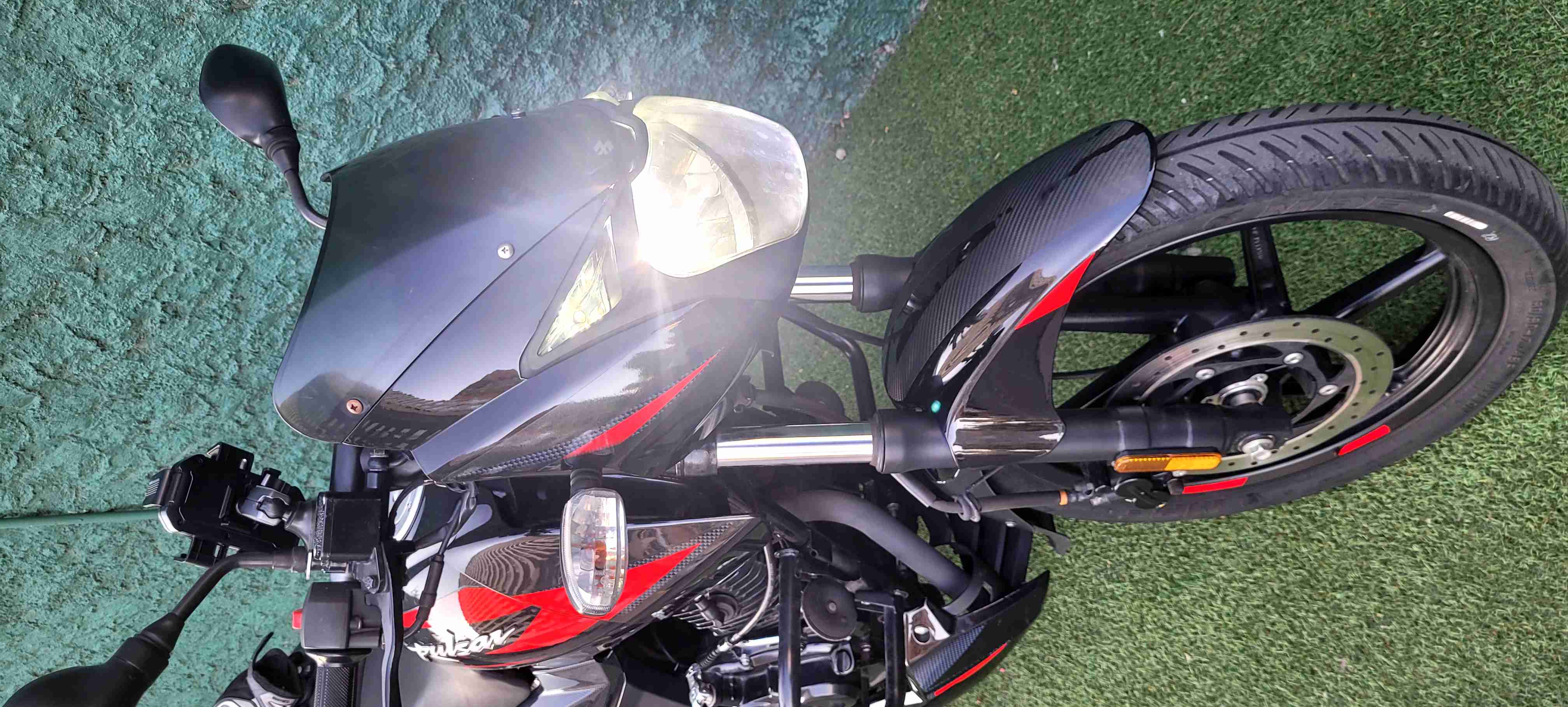 Motocicleta deportiva negra 150 neo - miniatura 4