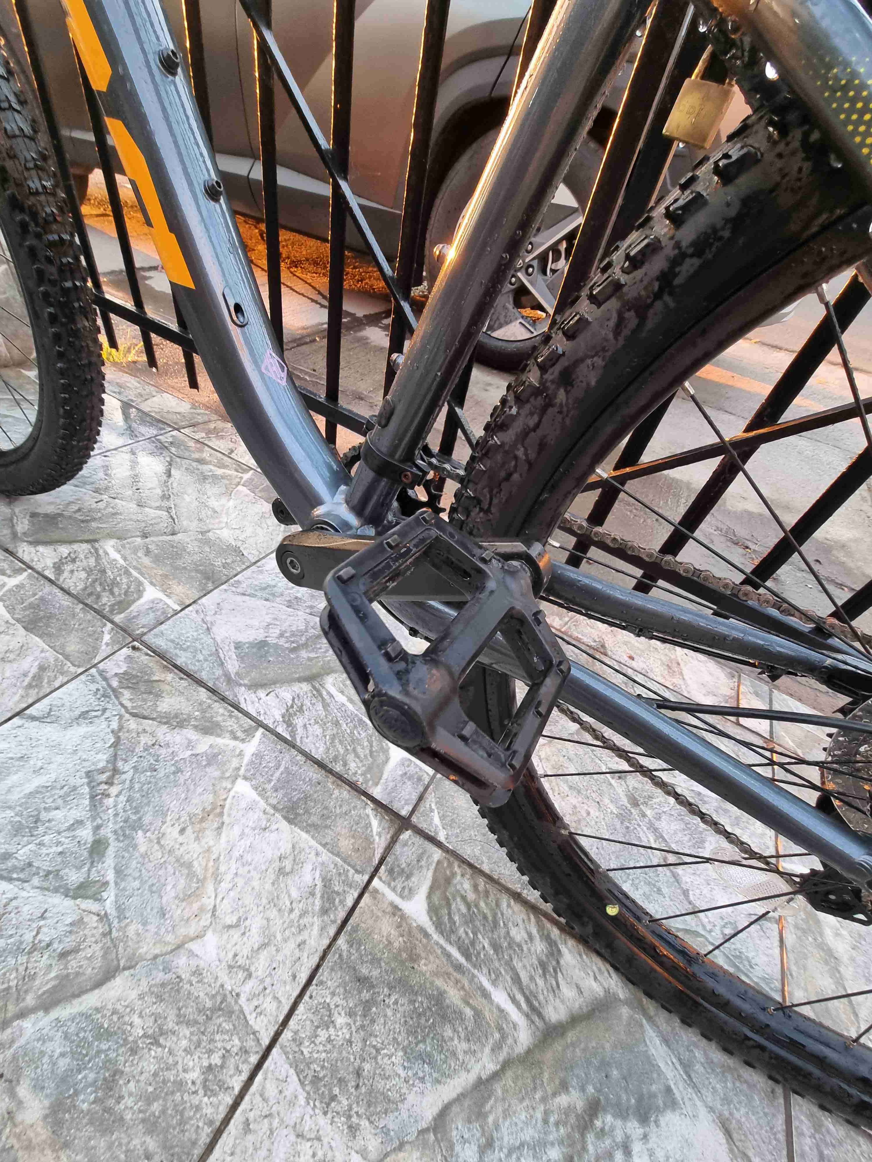 Bicicleta kona aro 29 - miniatura 3