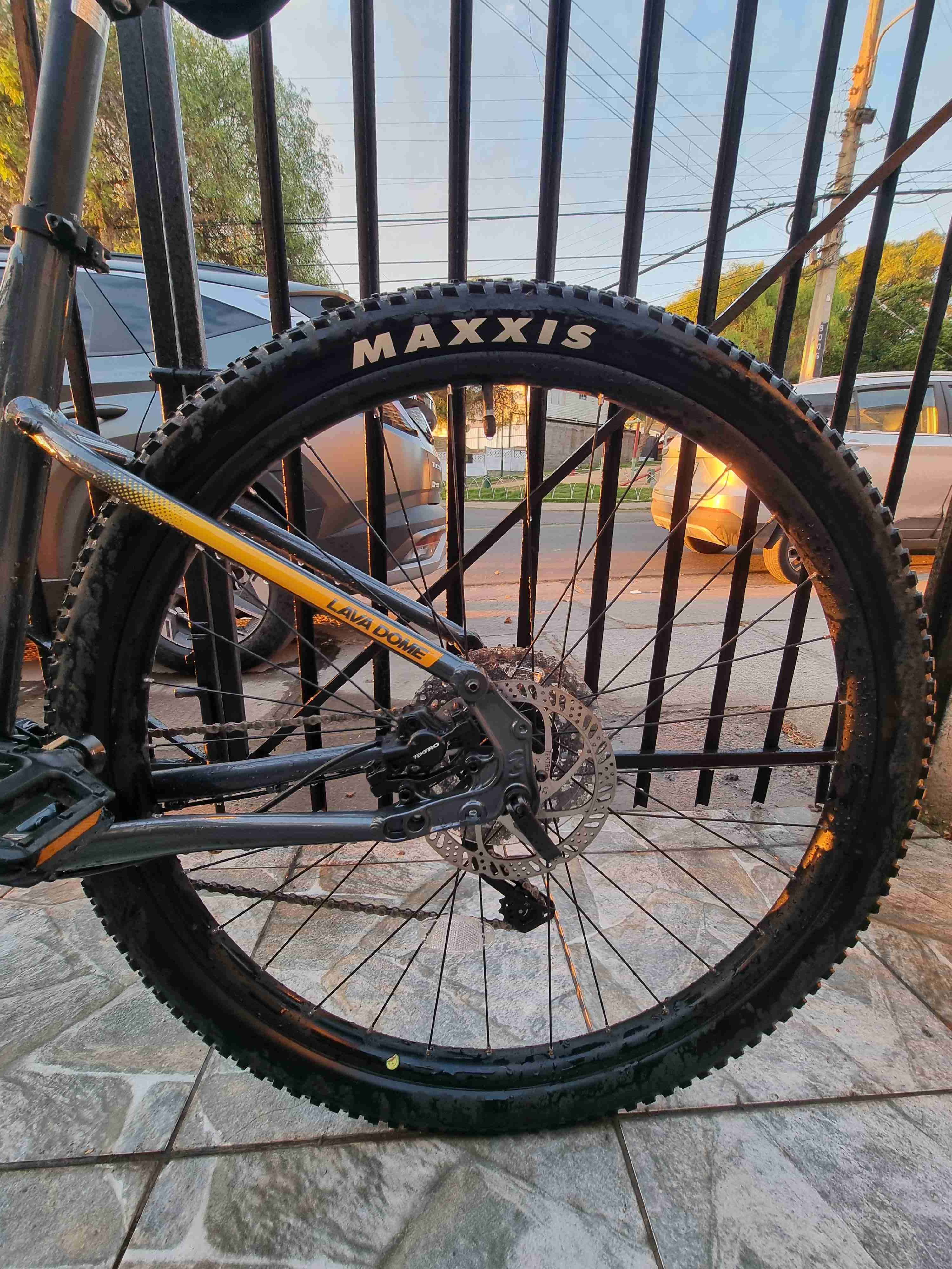 Bicicleta kona aro 29 - miniatura 4