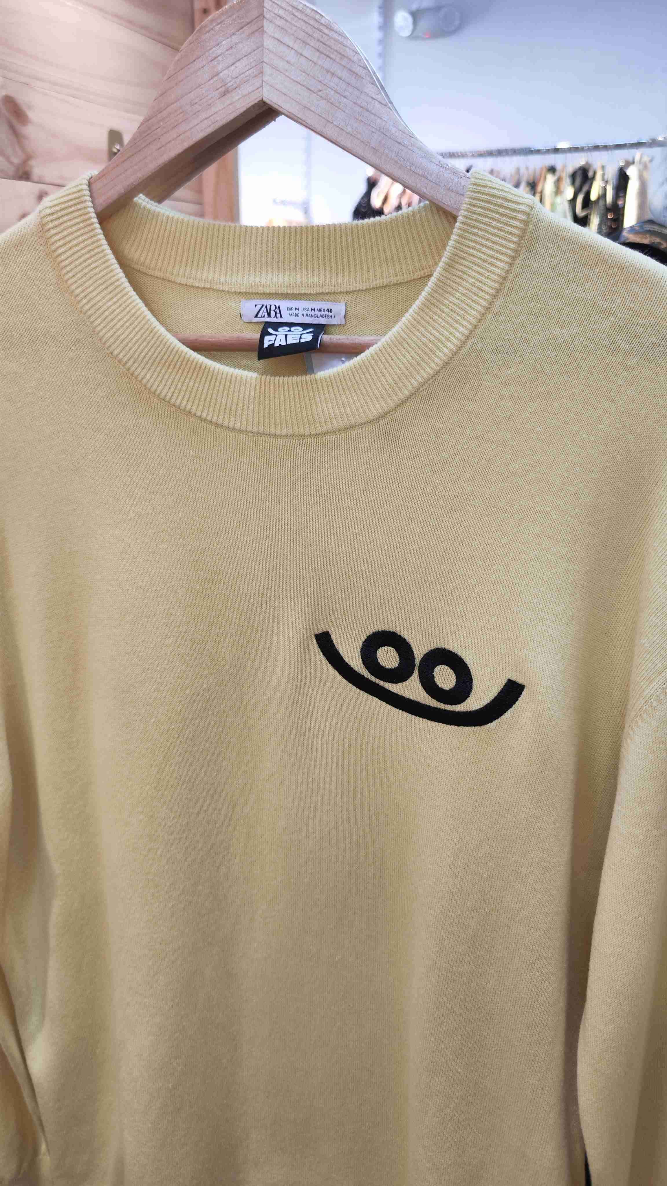 Sweater amarillo con logo Zara - miniatura 3