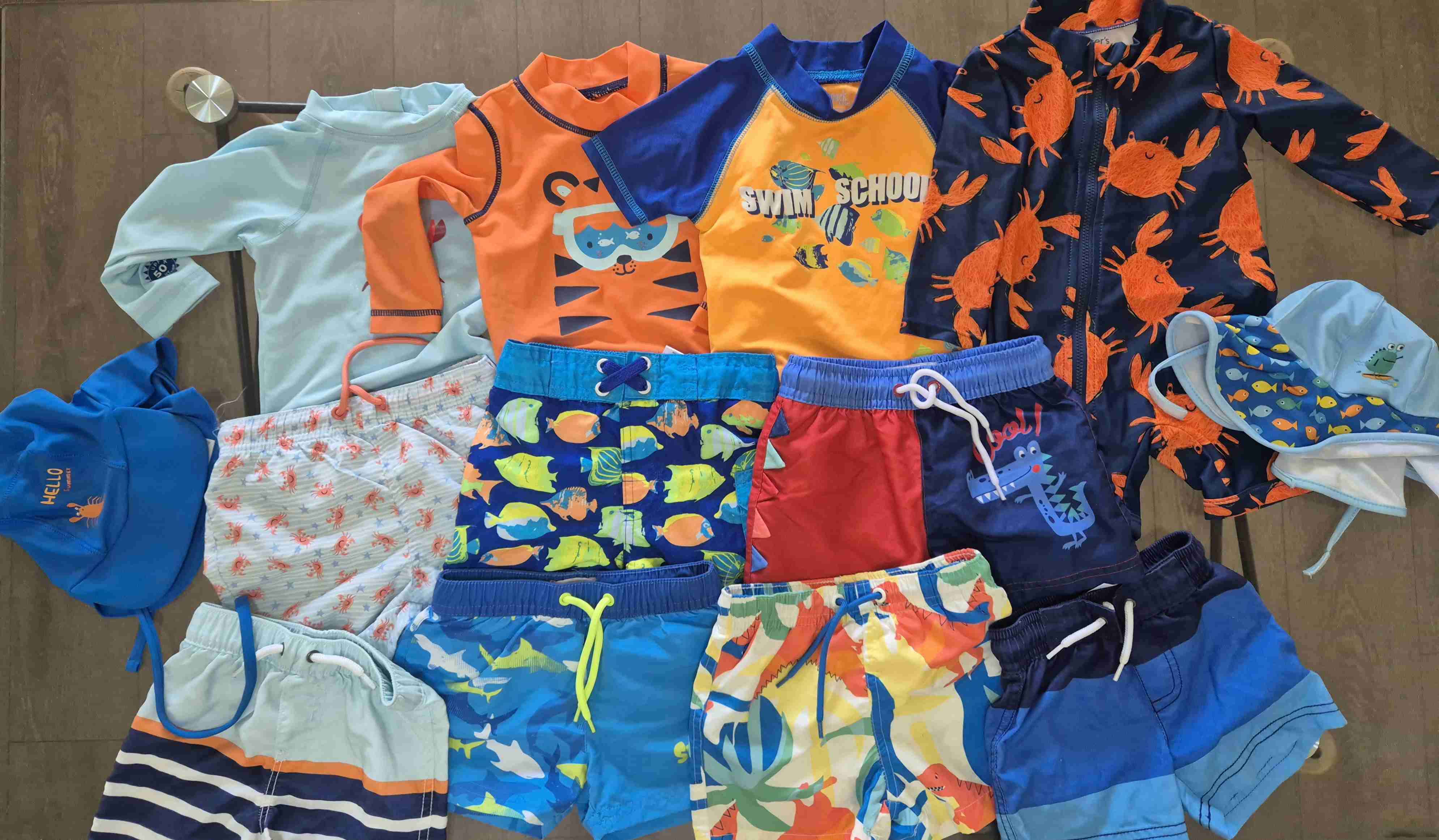 Lote ropa de verano niño de 6 a 12m - miniatura 2