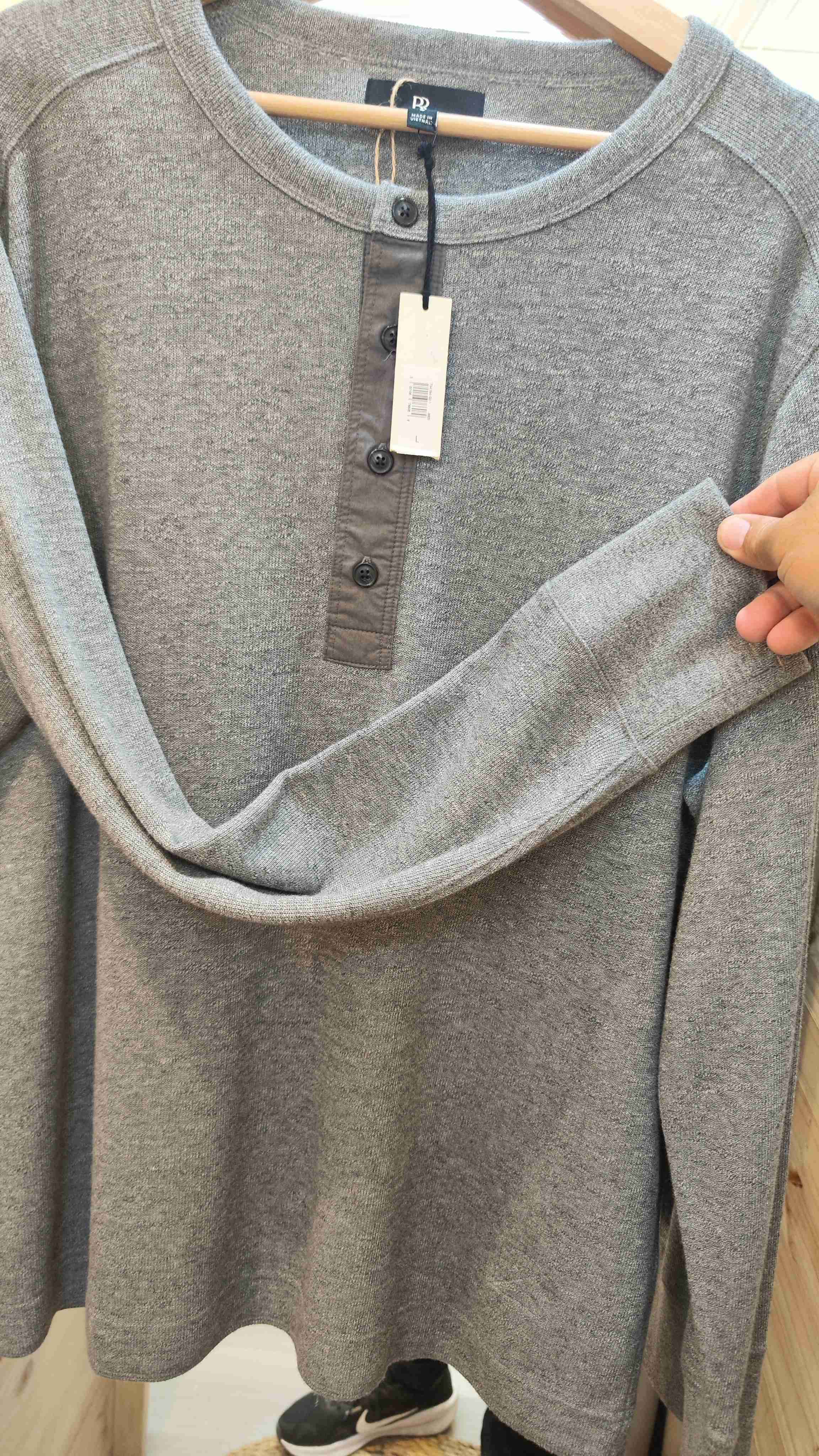 Polerón gris hombre Exclusivo Banana Republic - miniatura 3