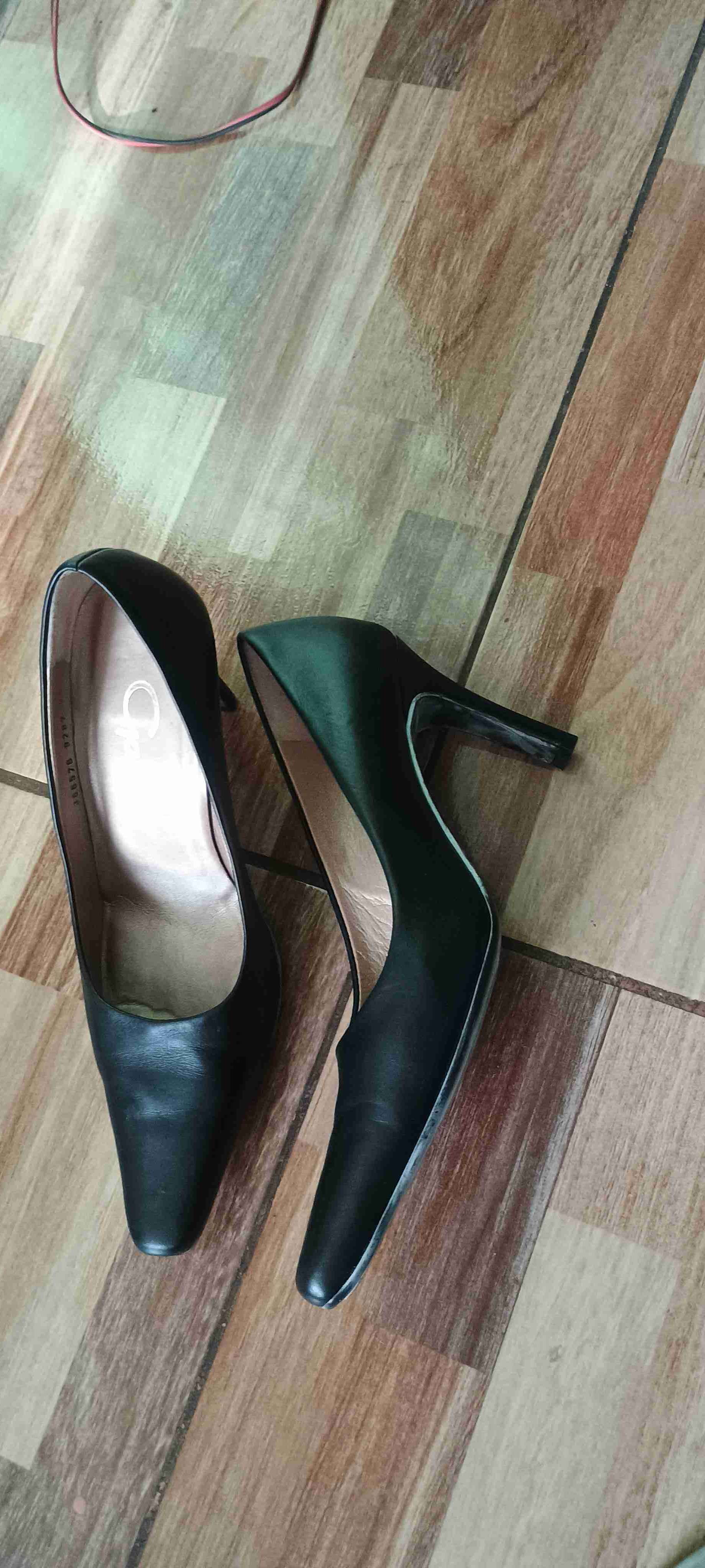 Zapatos Gacel de tacón negros elegantes
