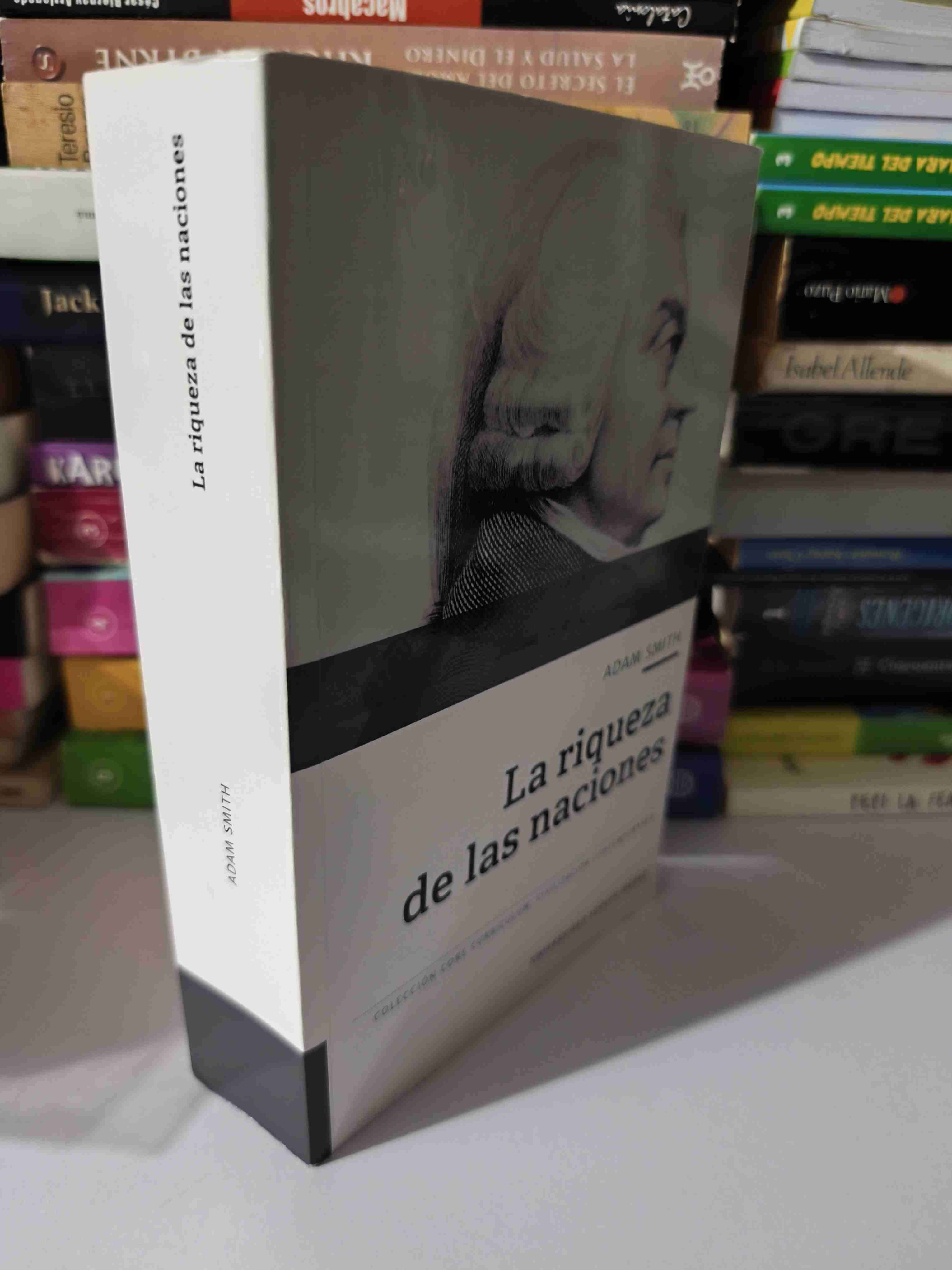 Libro 'La riqueza de las naciones' - miniatura 2