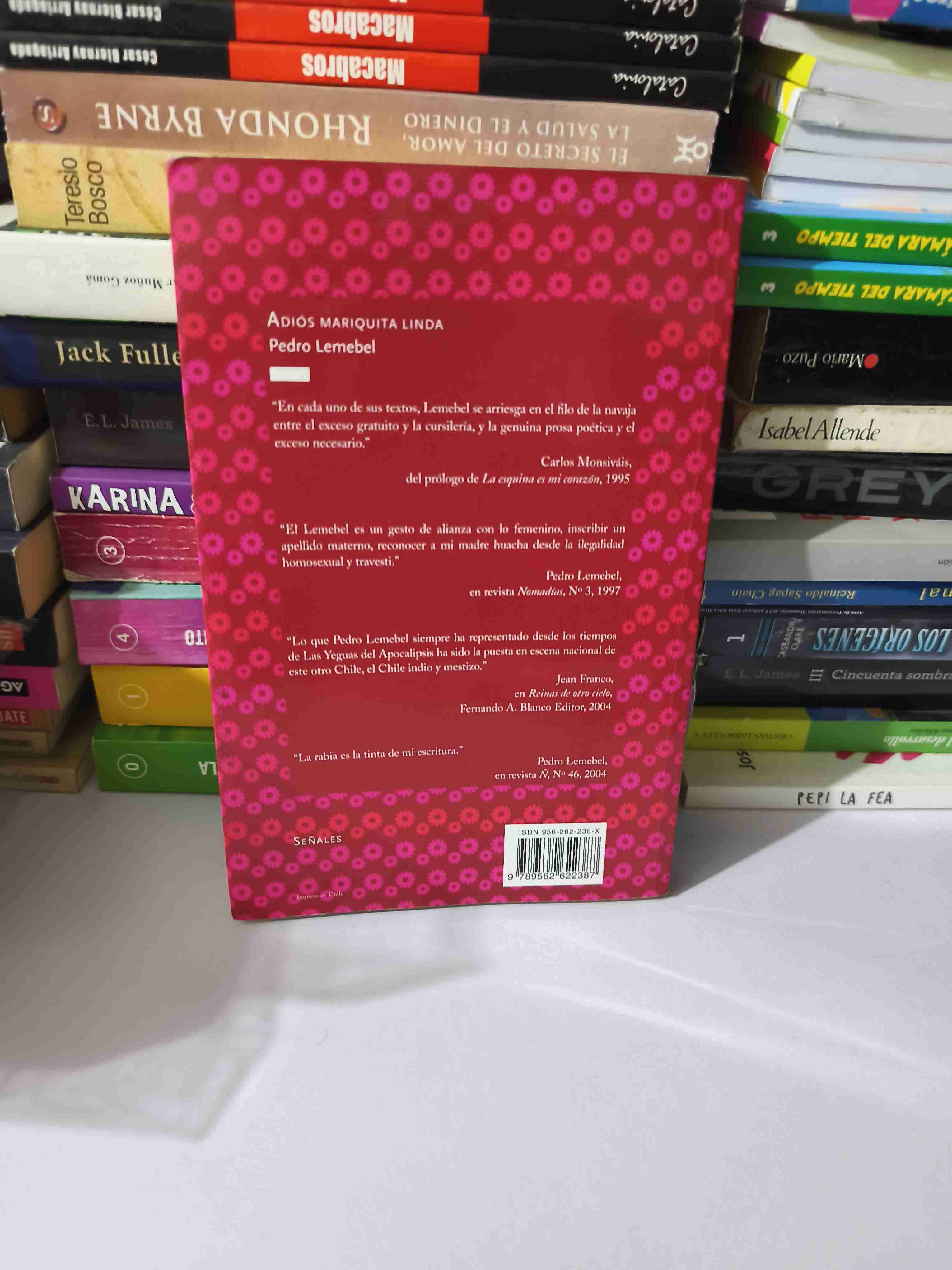 Libro 'Adiós Mariquita Linda' de Pedro Lemebel - miniatura 4