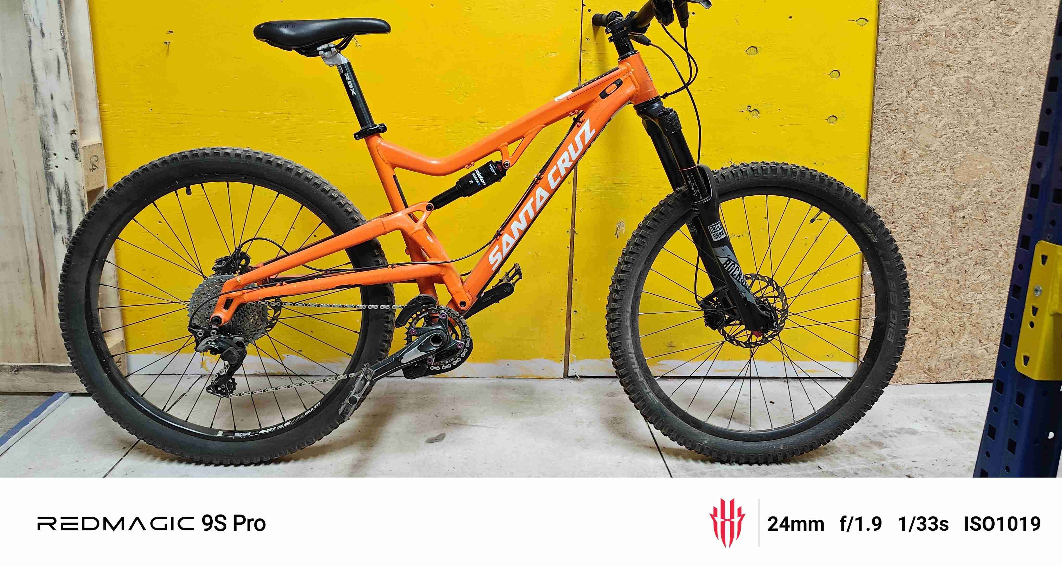 Bicicleta Downhill Santa Cruz Heckler - miniatura 2