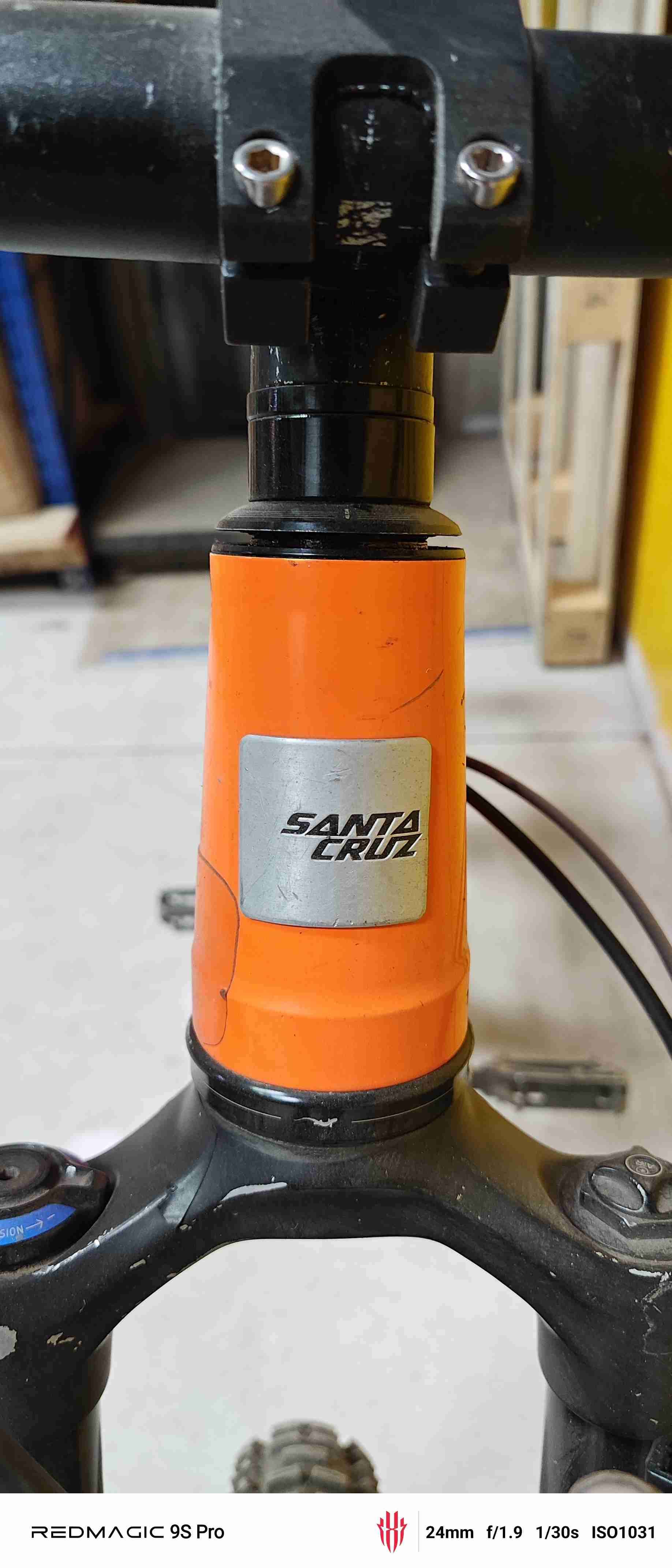 Bicicleta Downhill Santa Cruz Heckler - miniatura 4