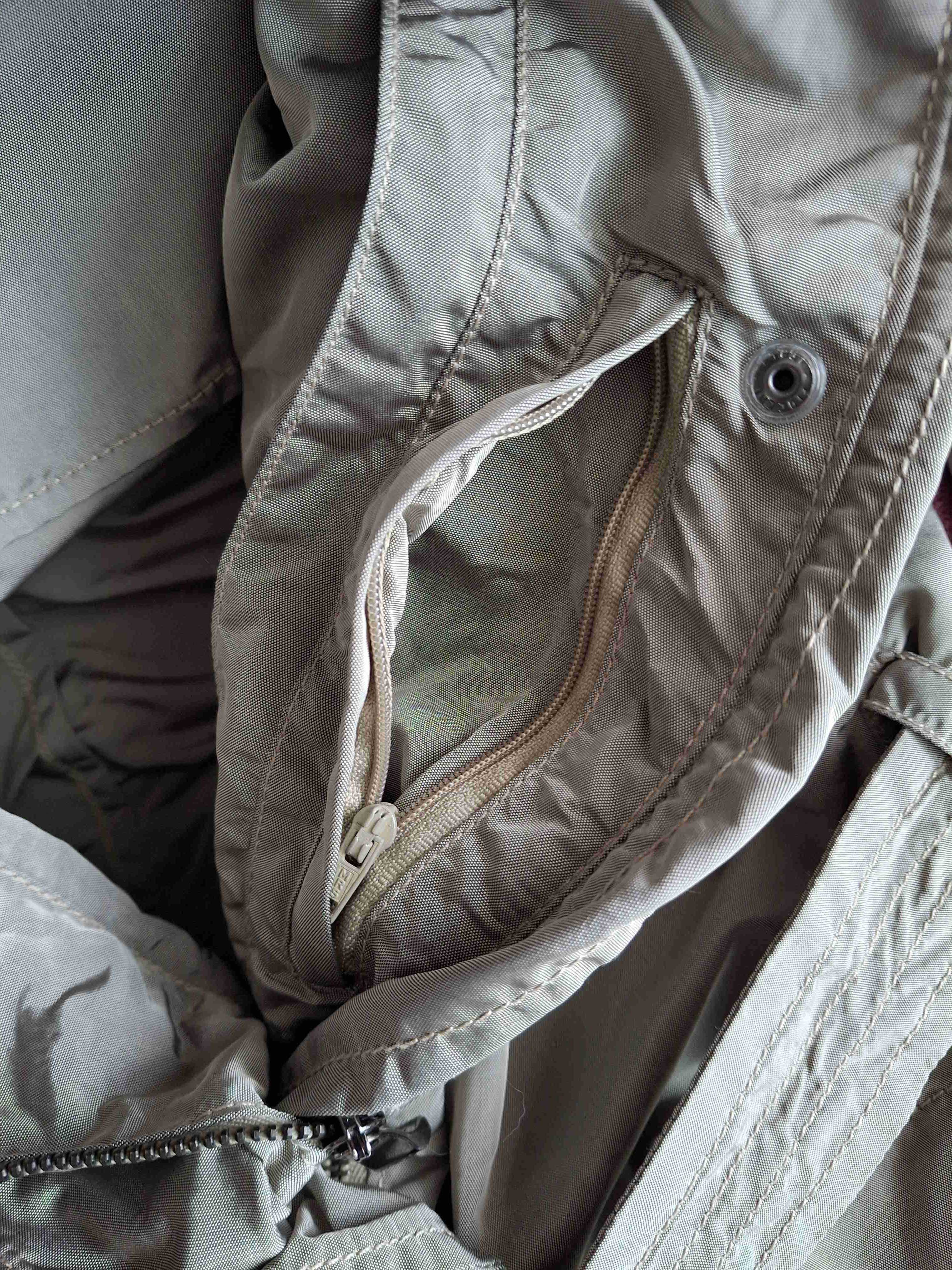 Chaqueta de mujer motoquera talla 38 - miniatura 3