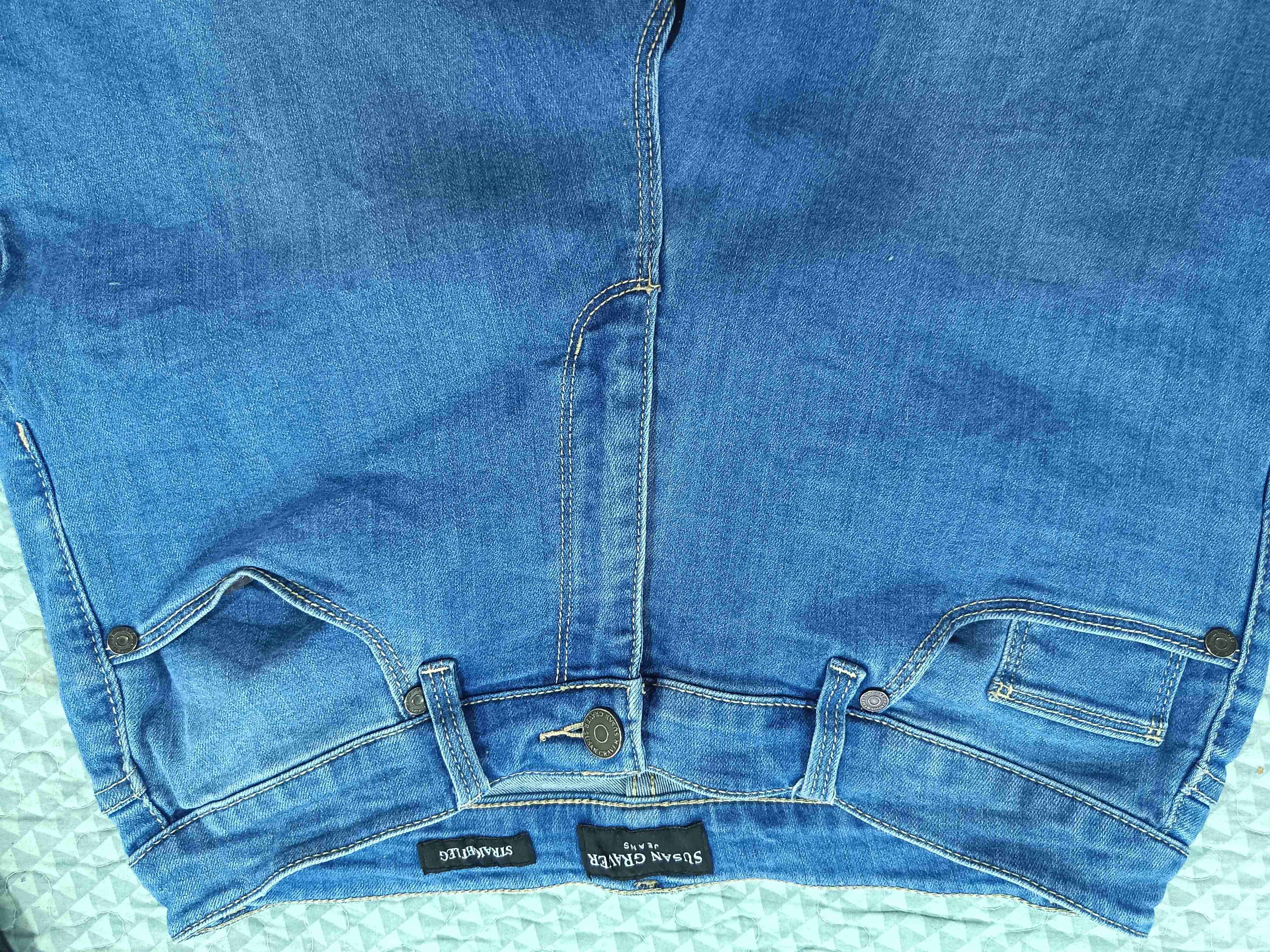 Jeans azules clásicos - miniatura 2