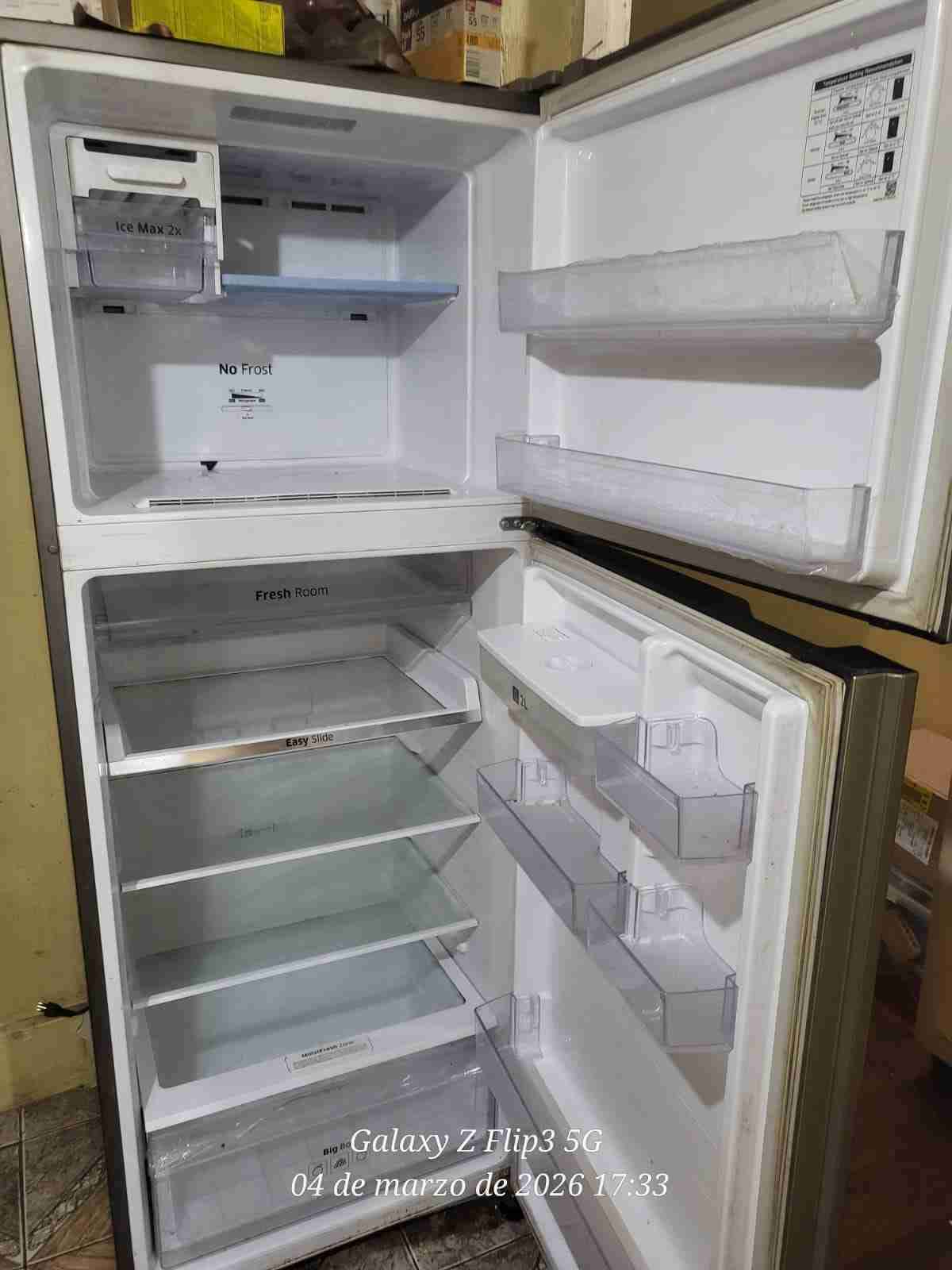 Refrigerador inoxidable 1.80cm - miniatura 2