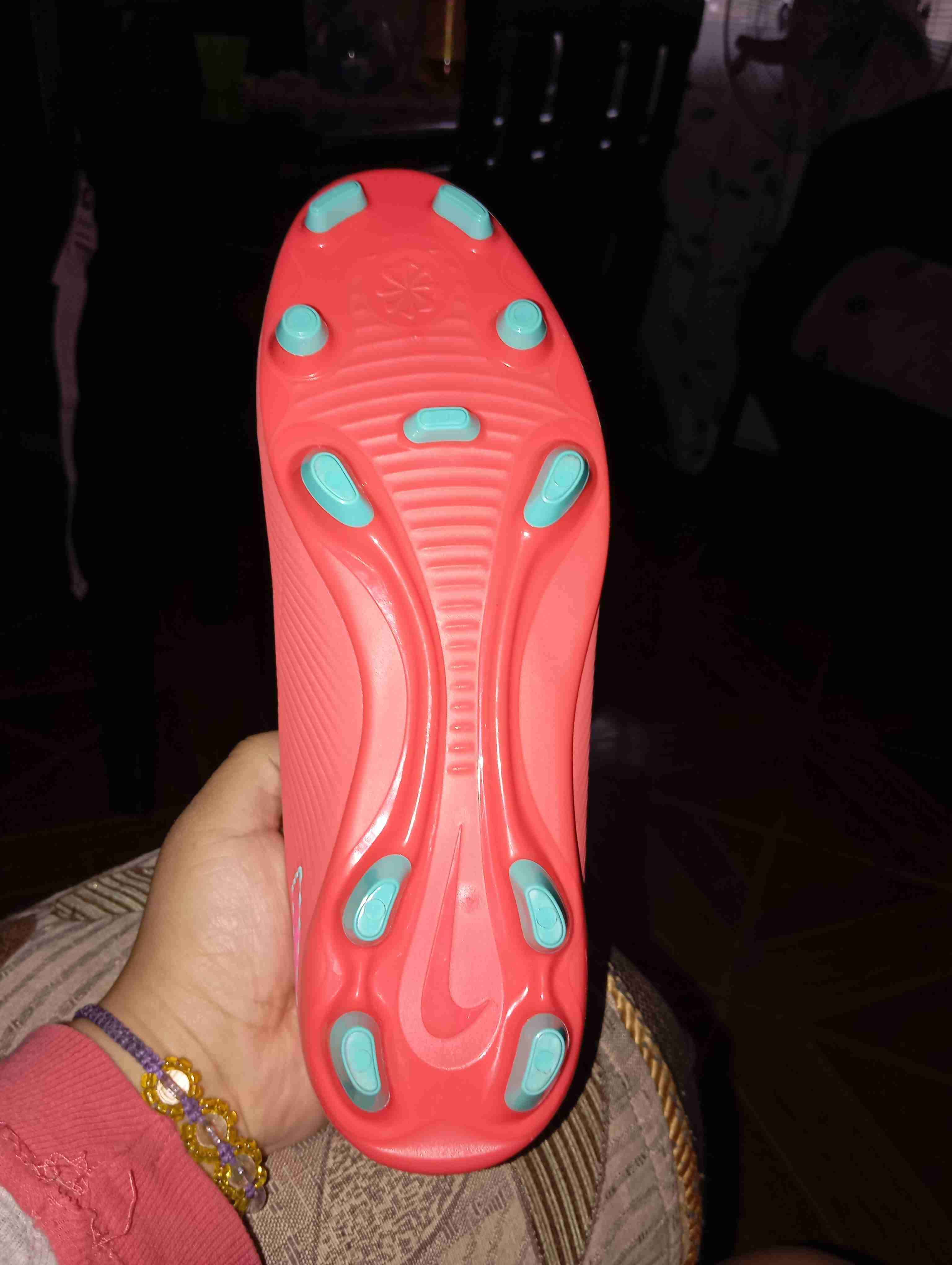 Botines de fútbol rojos Nike - miniatura 2