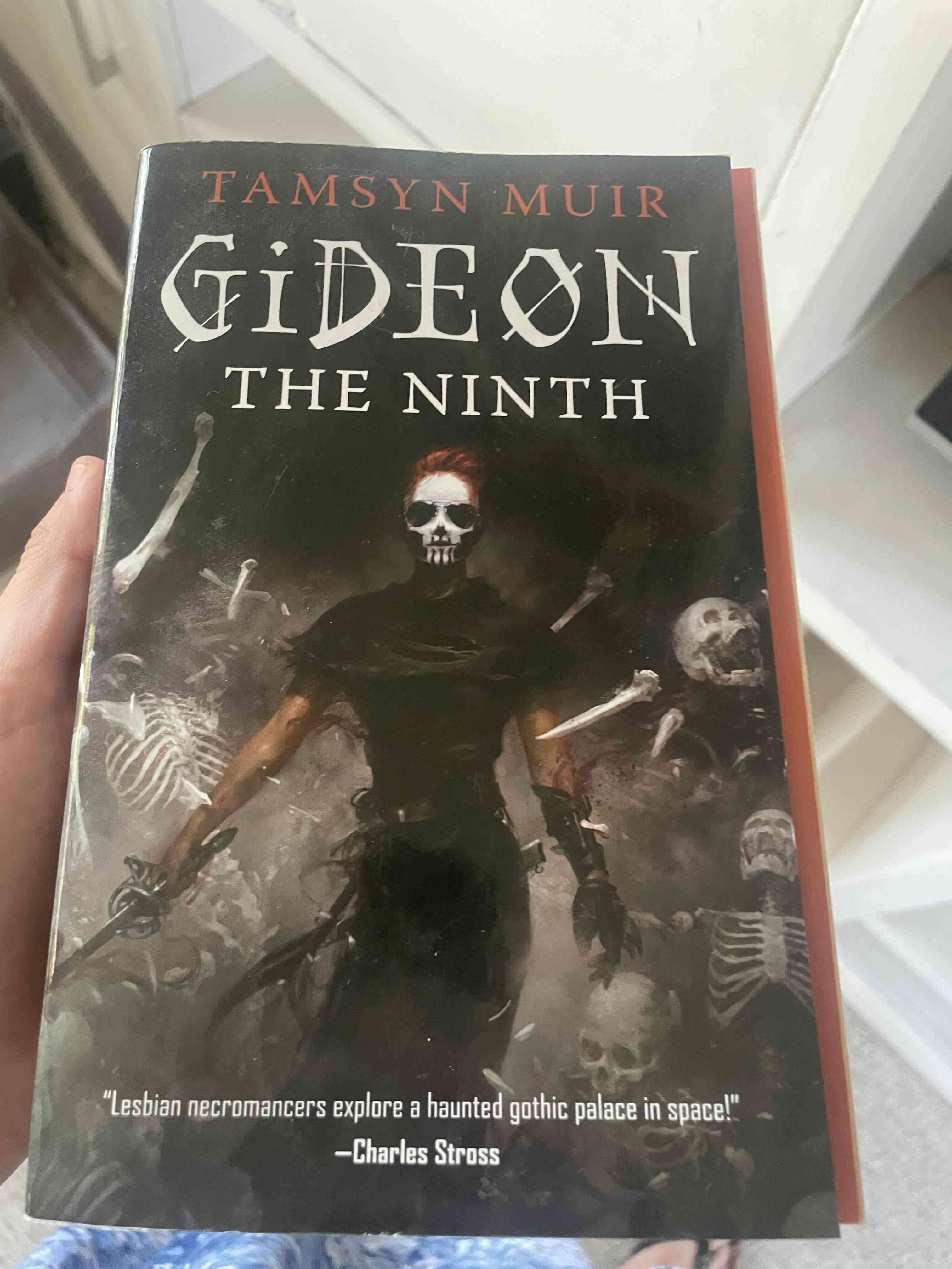 Libro Gideon the Ninth