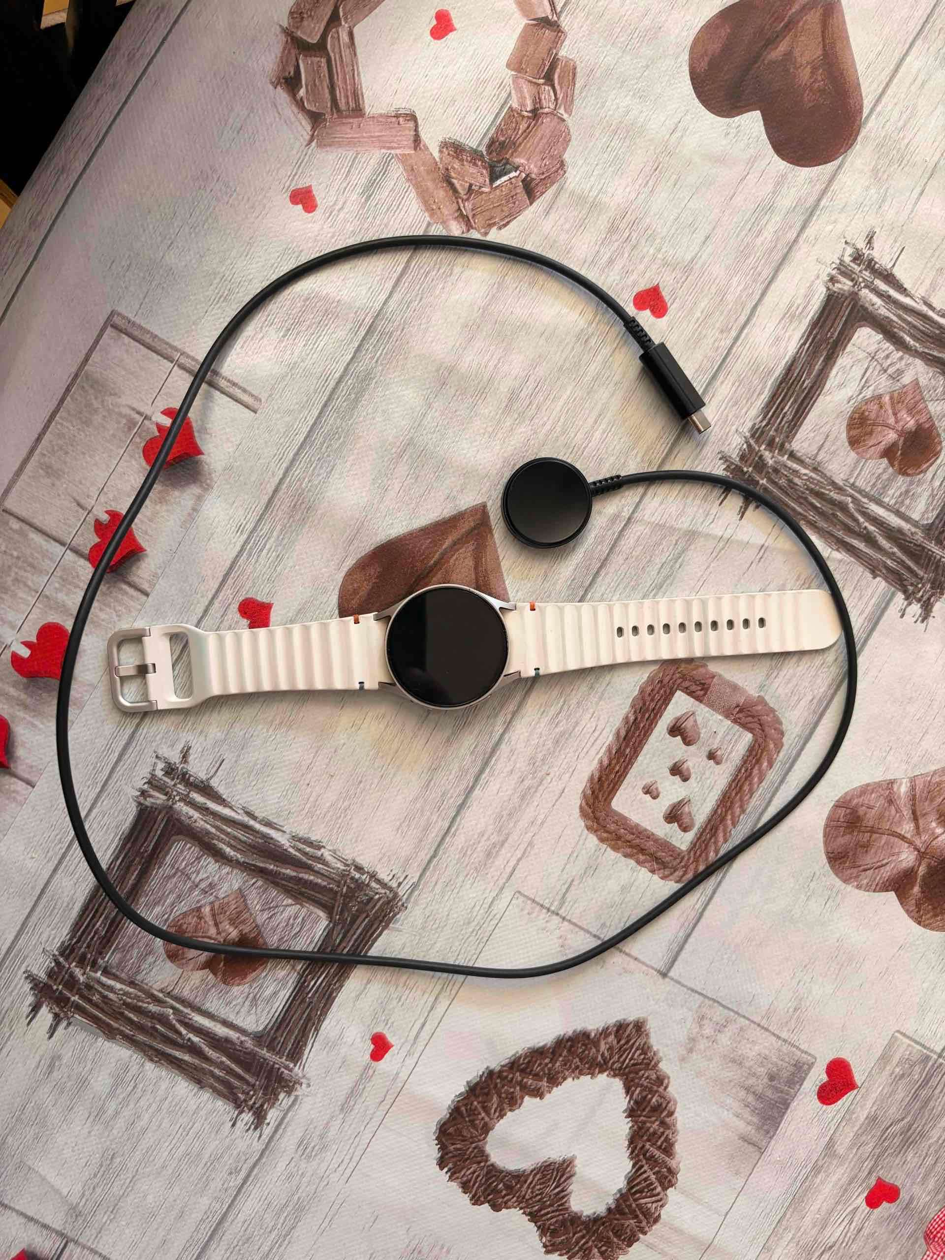 Samsung Galaxy Watch 7 nuevo, impecable - miniatura 4