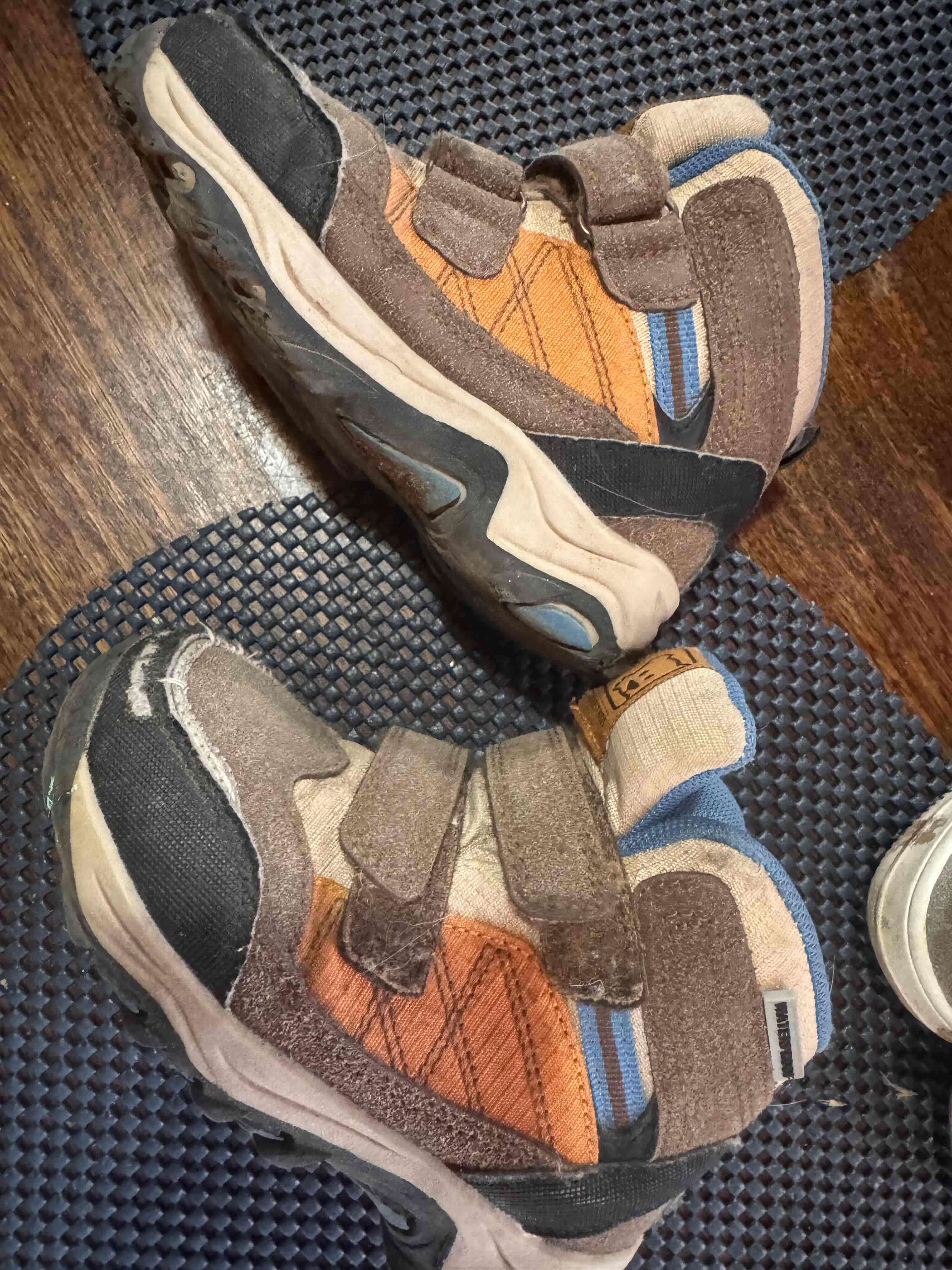 Zapatillas infantiles coloridas