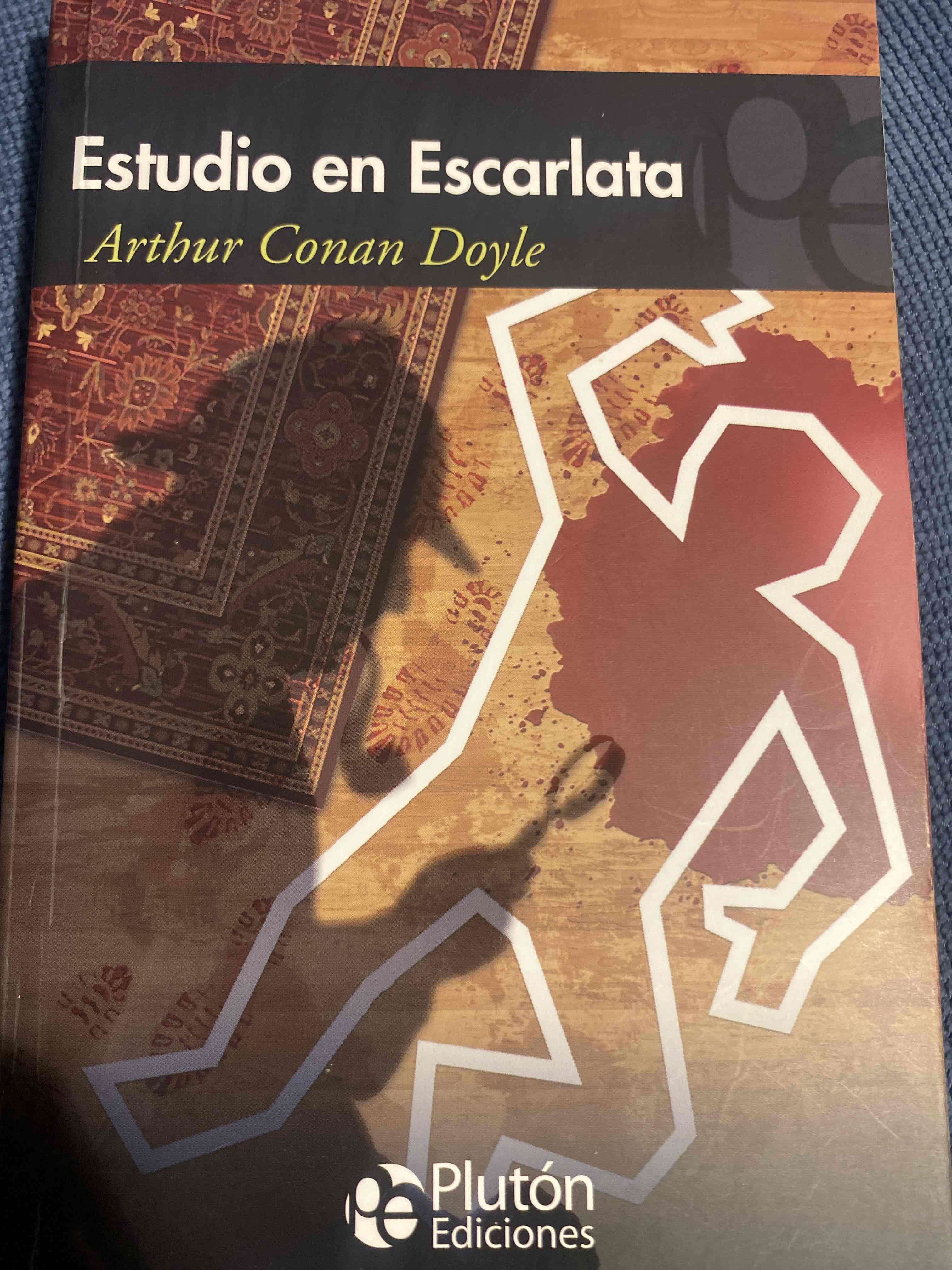 Libro 'Estudio en Escarlata'