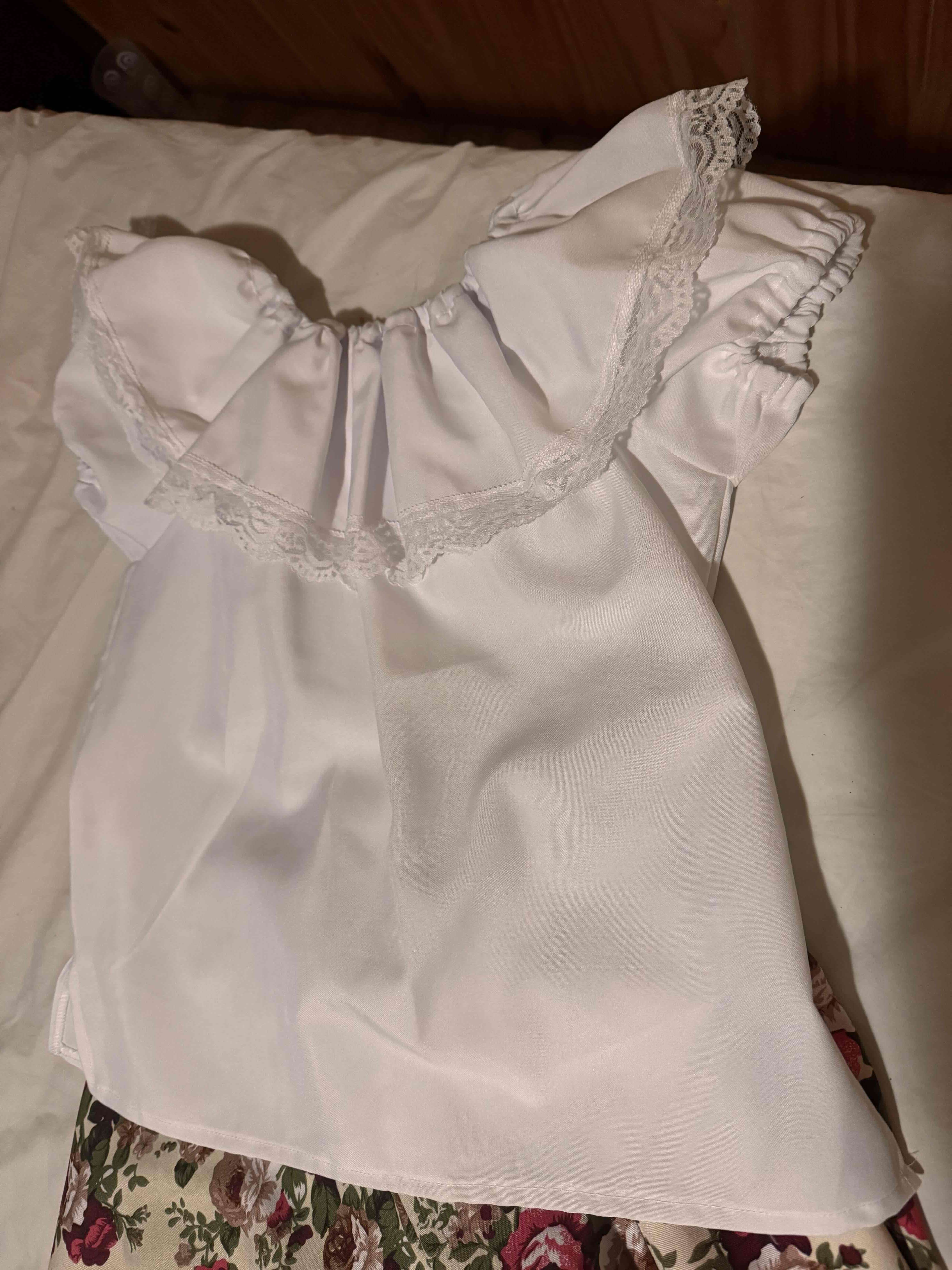 Vestido blanco con falda floral bailes escolares - miniatura 5