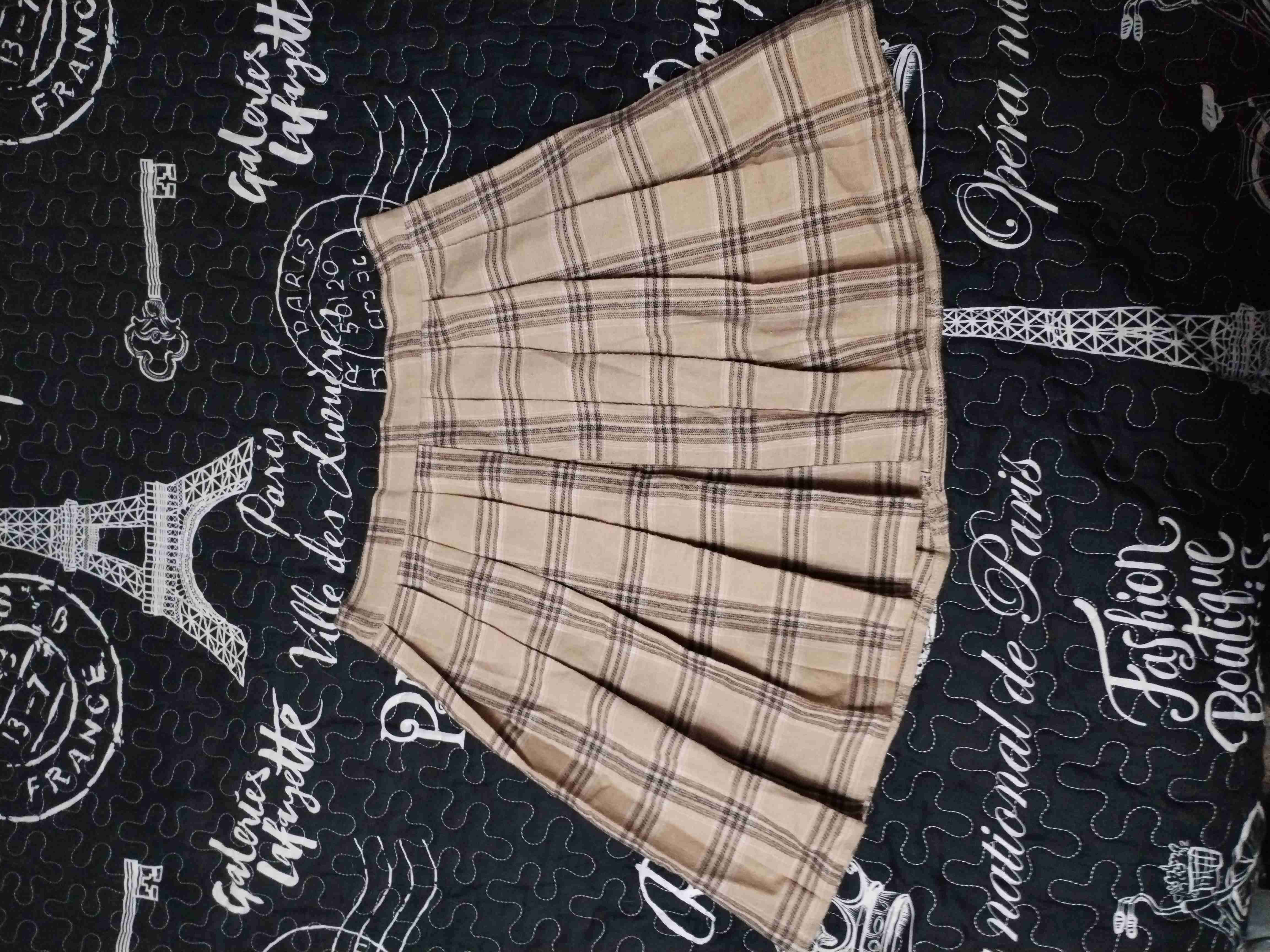 Falda escocesa beige