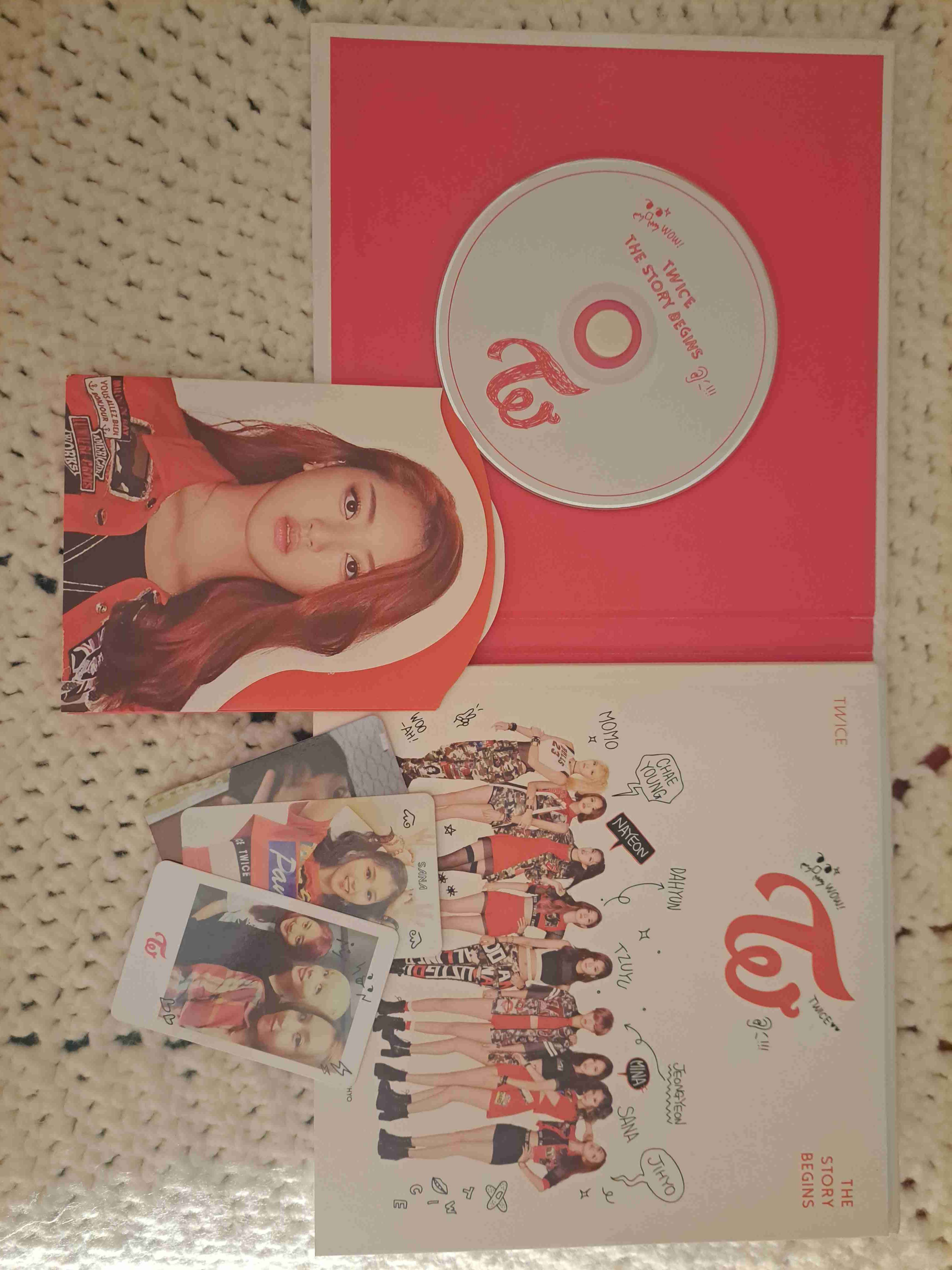 Álbum Twice The Story Begins - miniatura 2