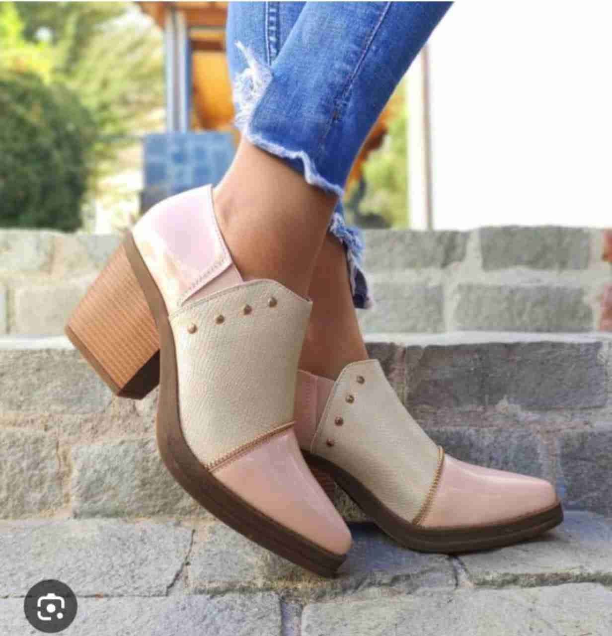 Botas de invierno marrón con pelaje - miniatura 2