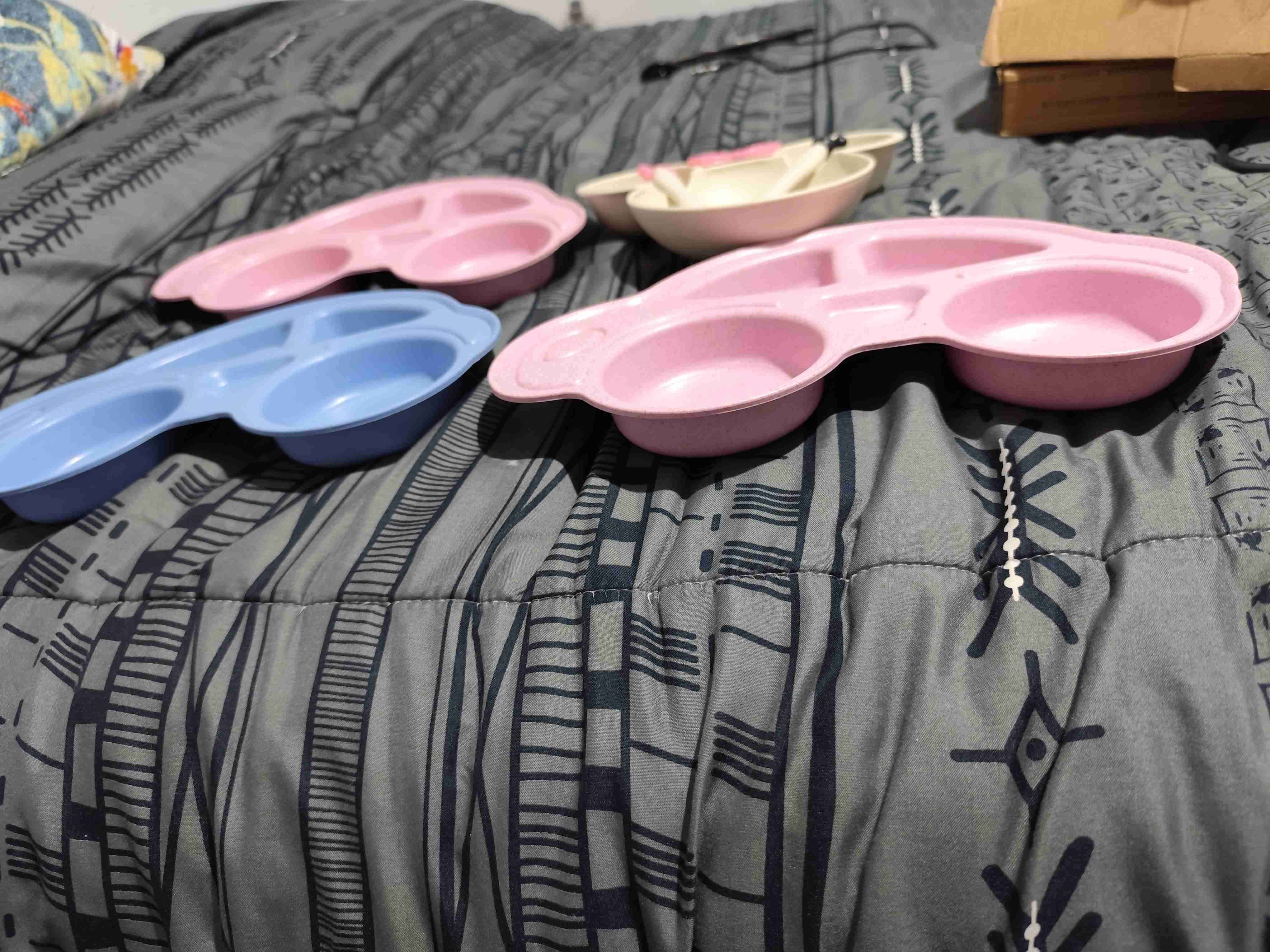 Plato térmico antideslizante forma auto infantil - miniatura 2