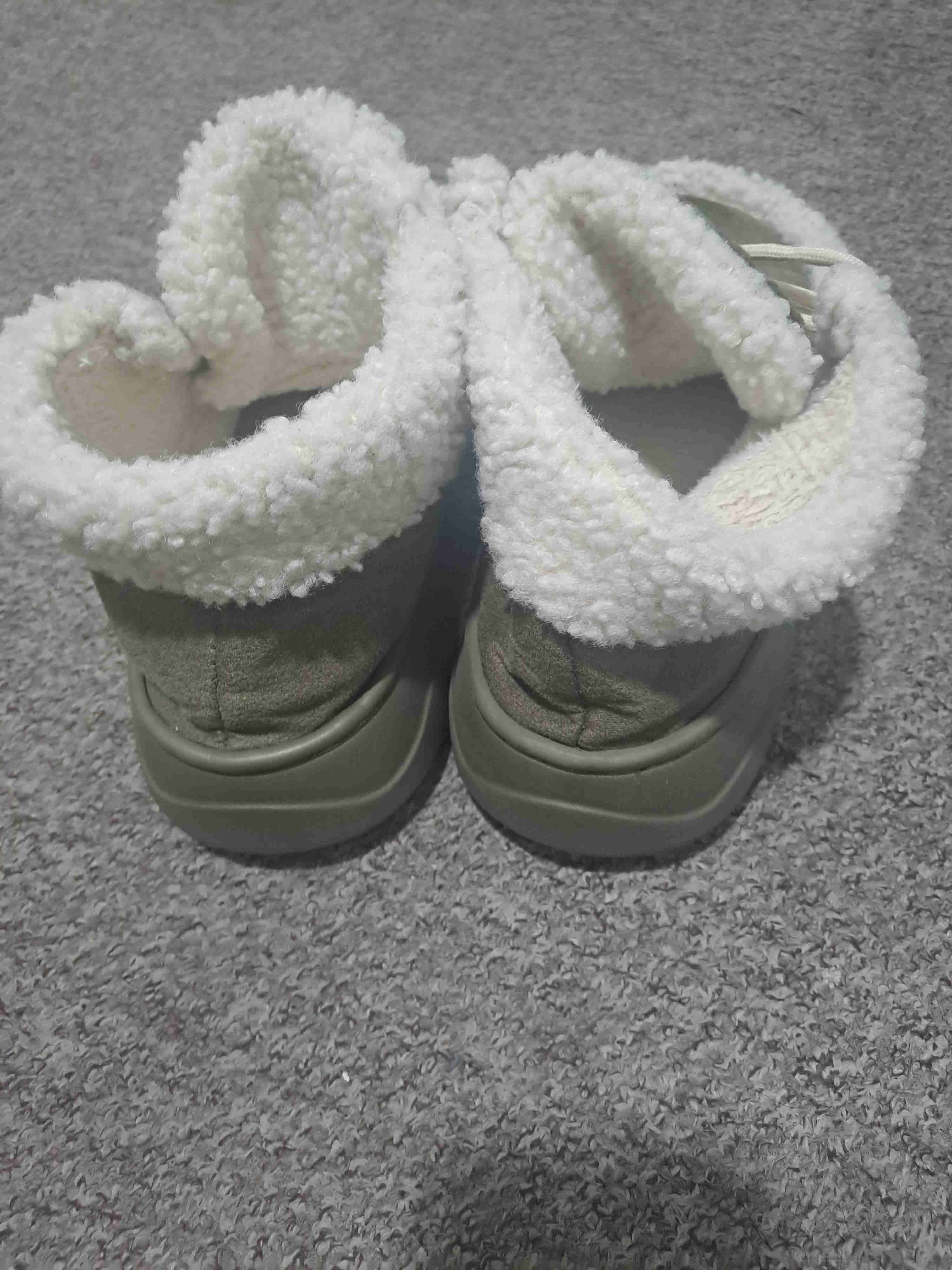 Pantuflas abrigadas verdes - miniatura 2