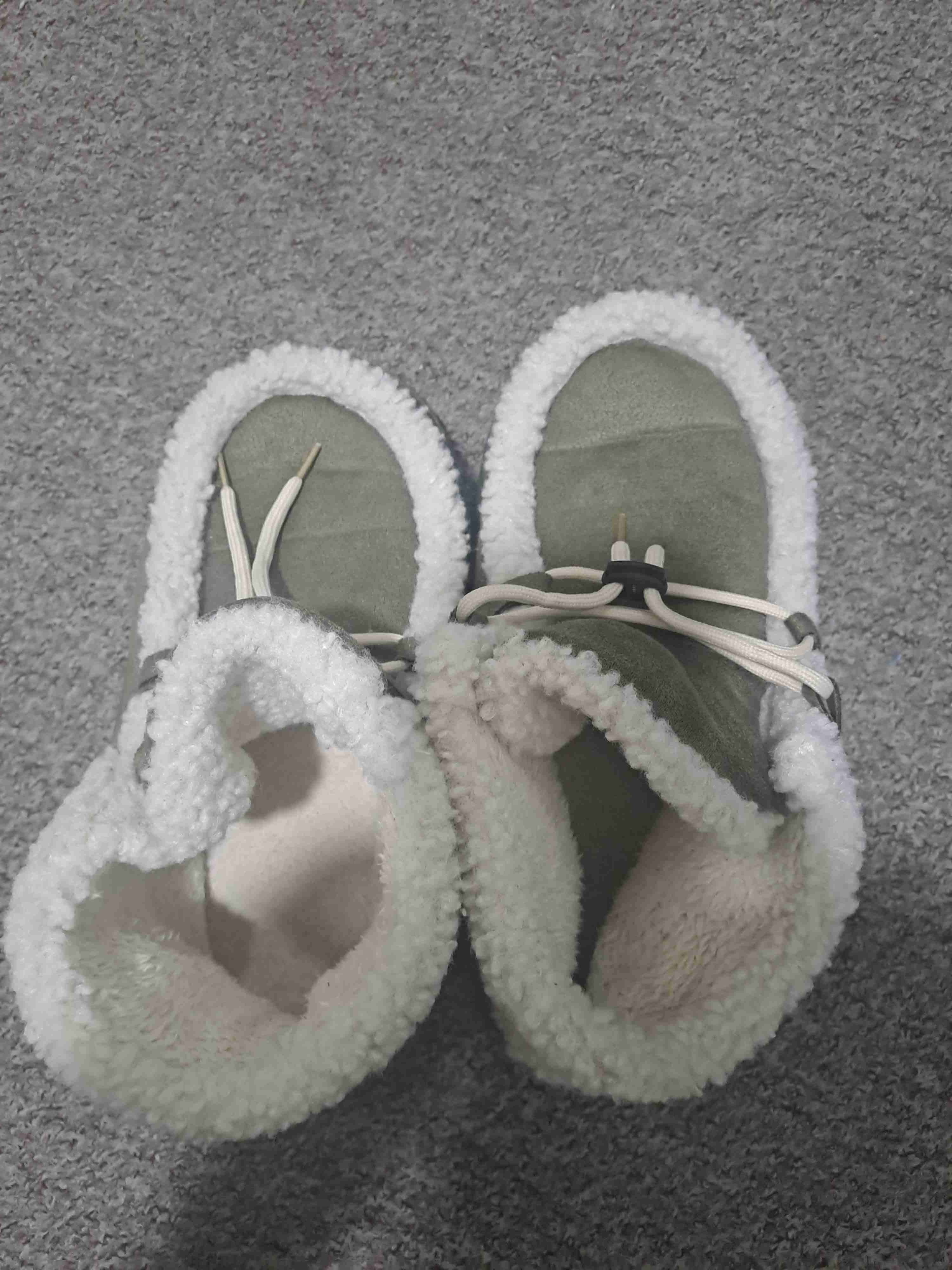 Pantuflas abrigadas verdes - miniatura 3