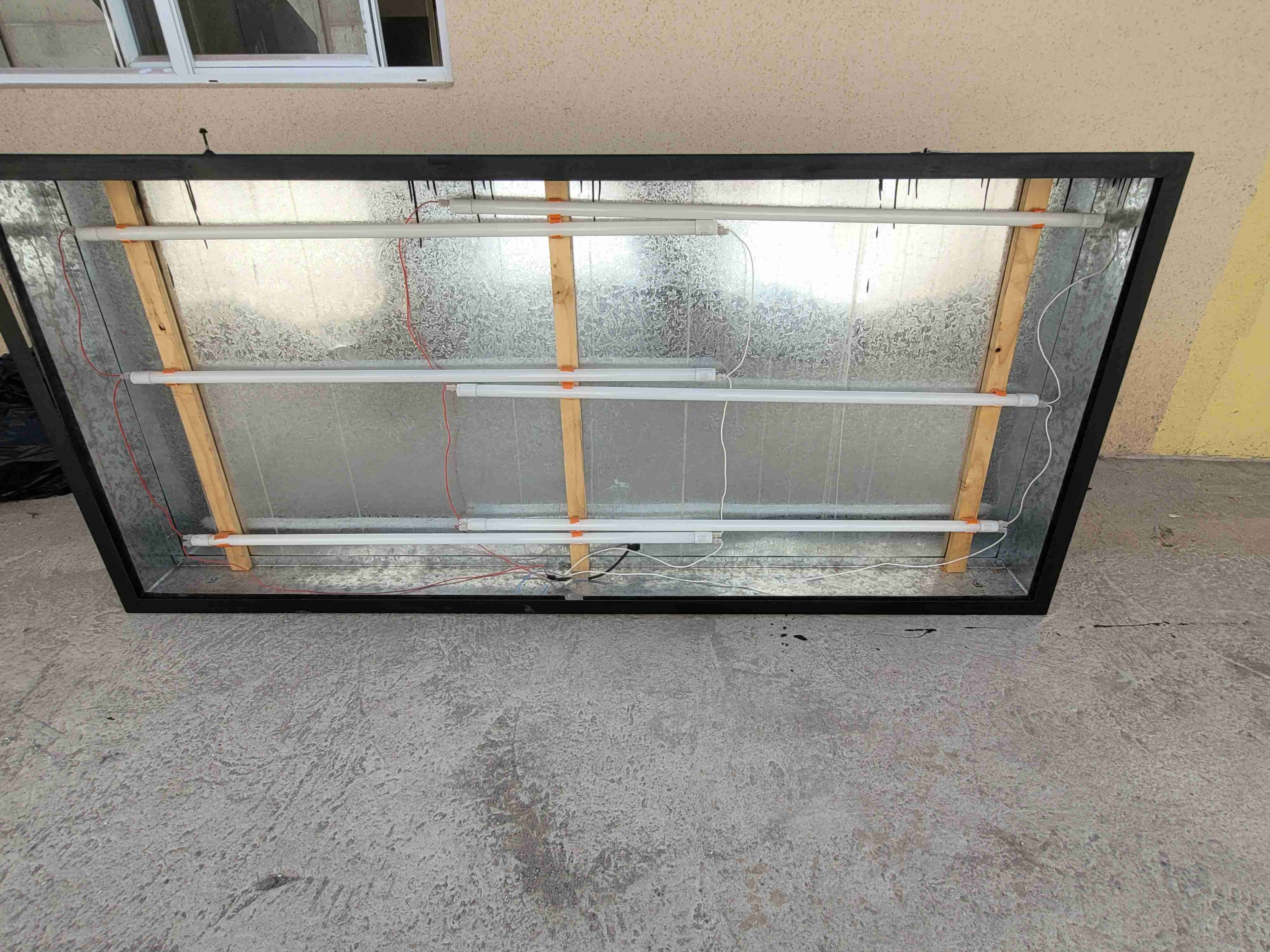 Letrero Luminoso  con marco metálico