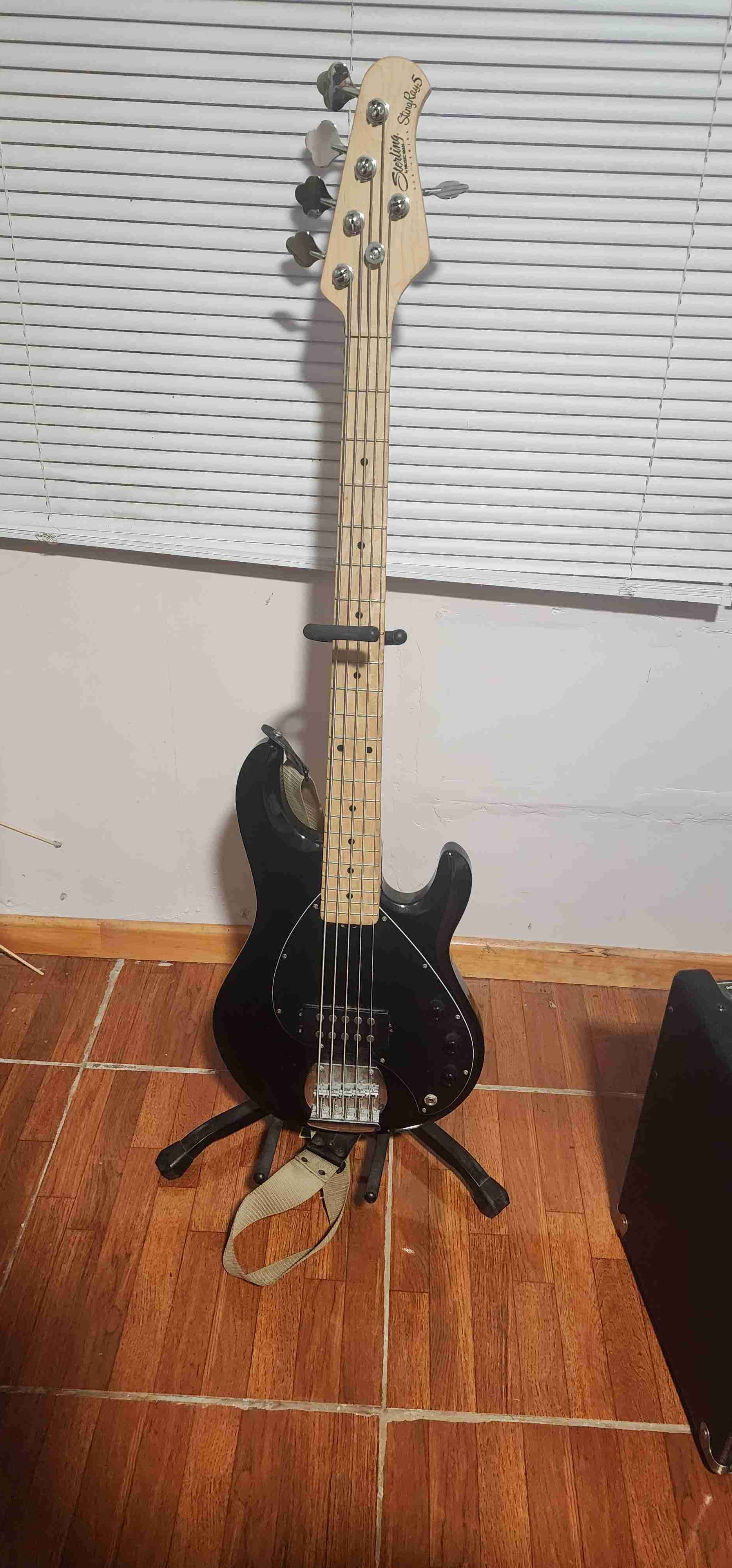 Bajo eléctrico activo Sterling 5 cuerdas - miniatura 2