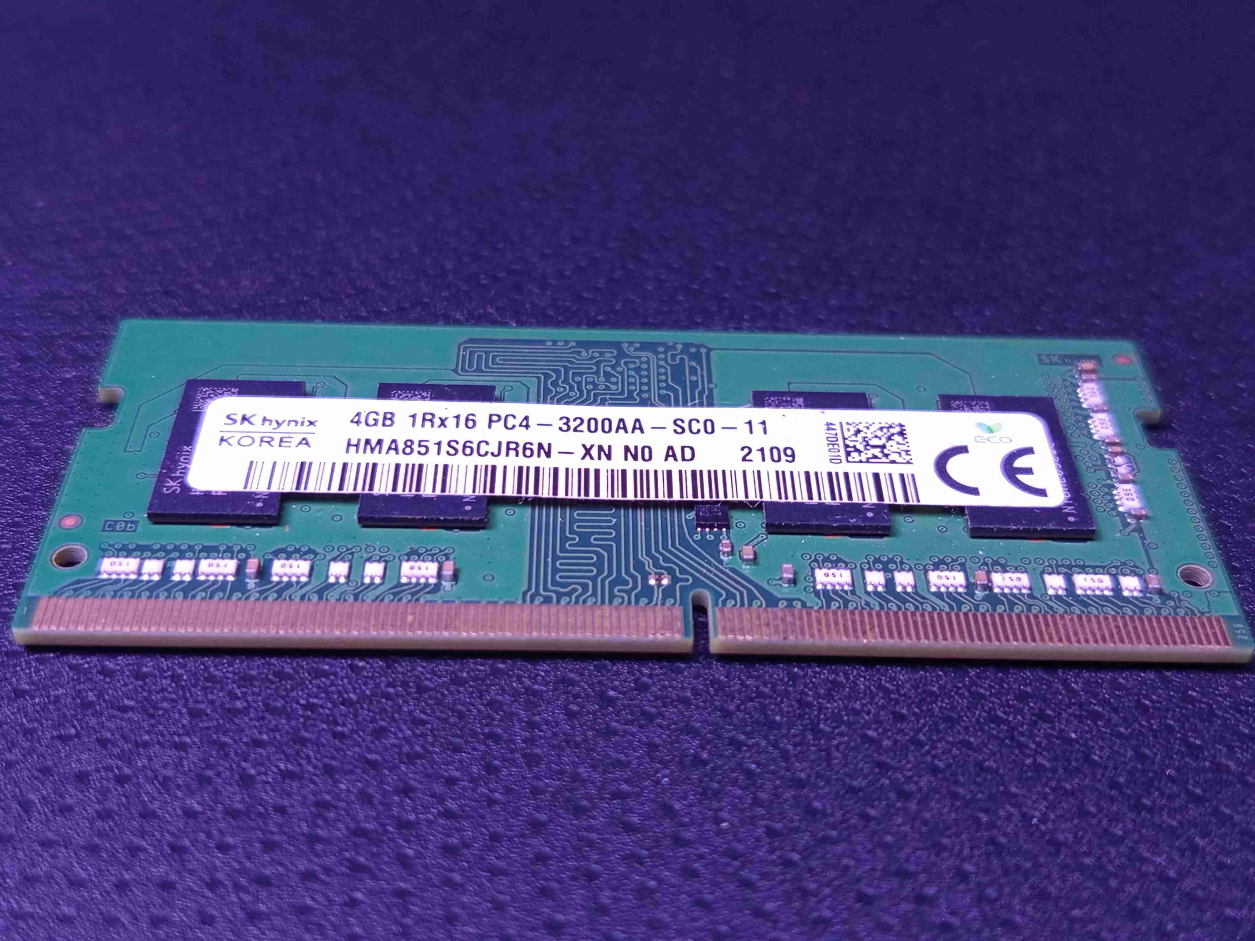 Memoria RAM 4GB SK hynix - miniatura 2
