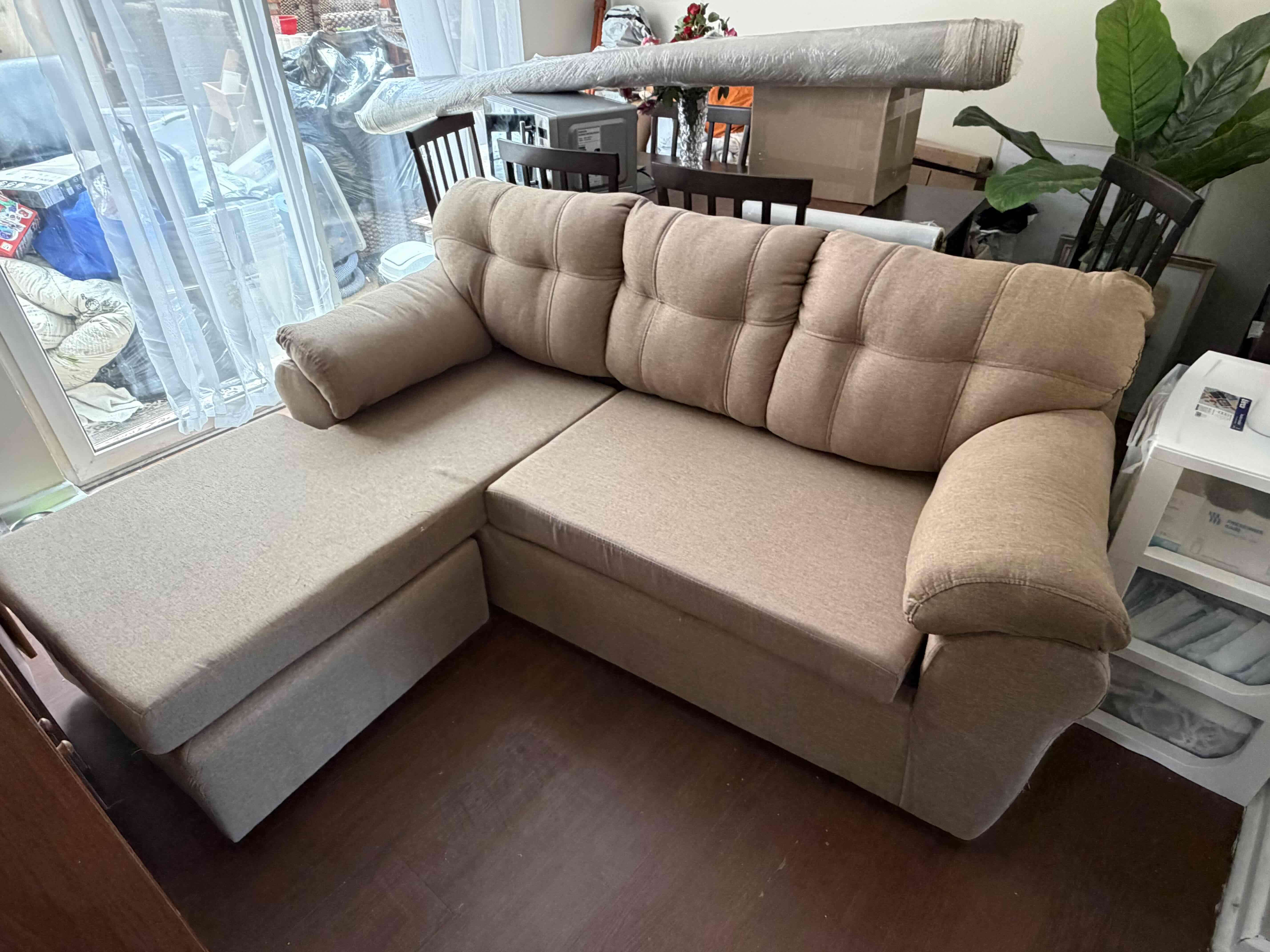 Sofá seccional beige - miniatura 3