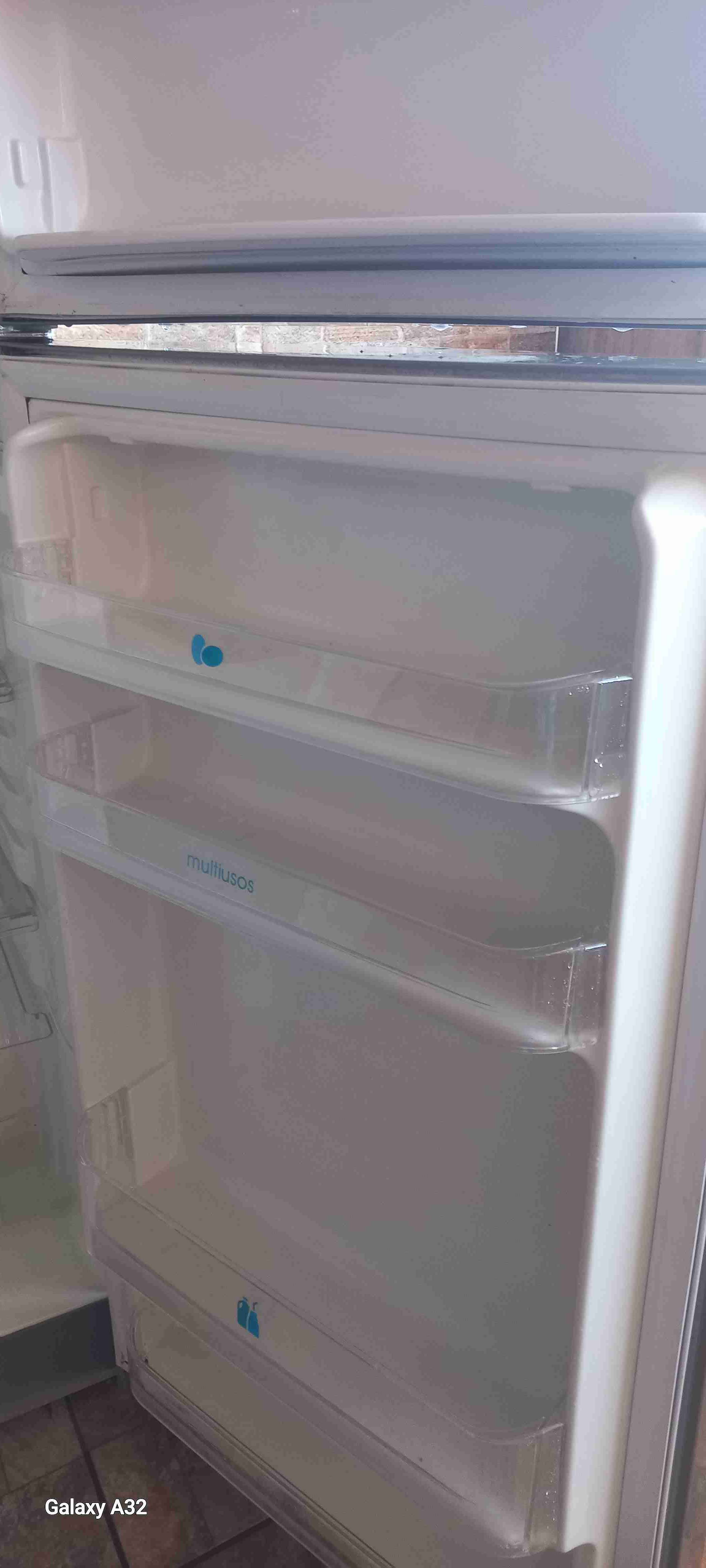 Refrigerador Mabe gris - miniatura 5