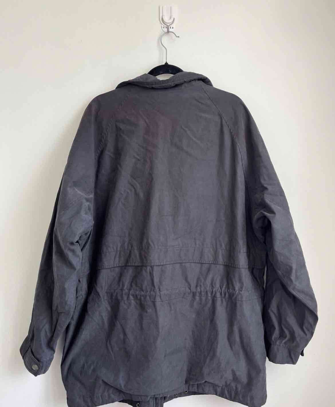 Chaqueta negra - miniatura 5