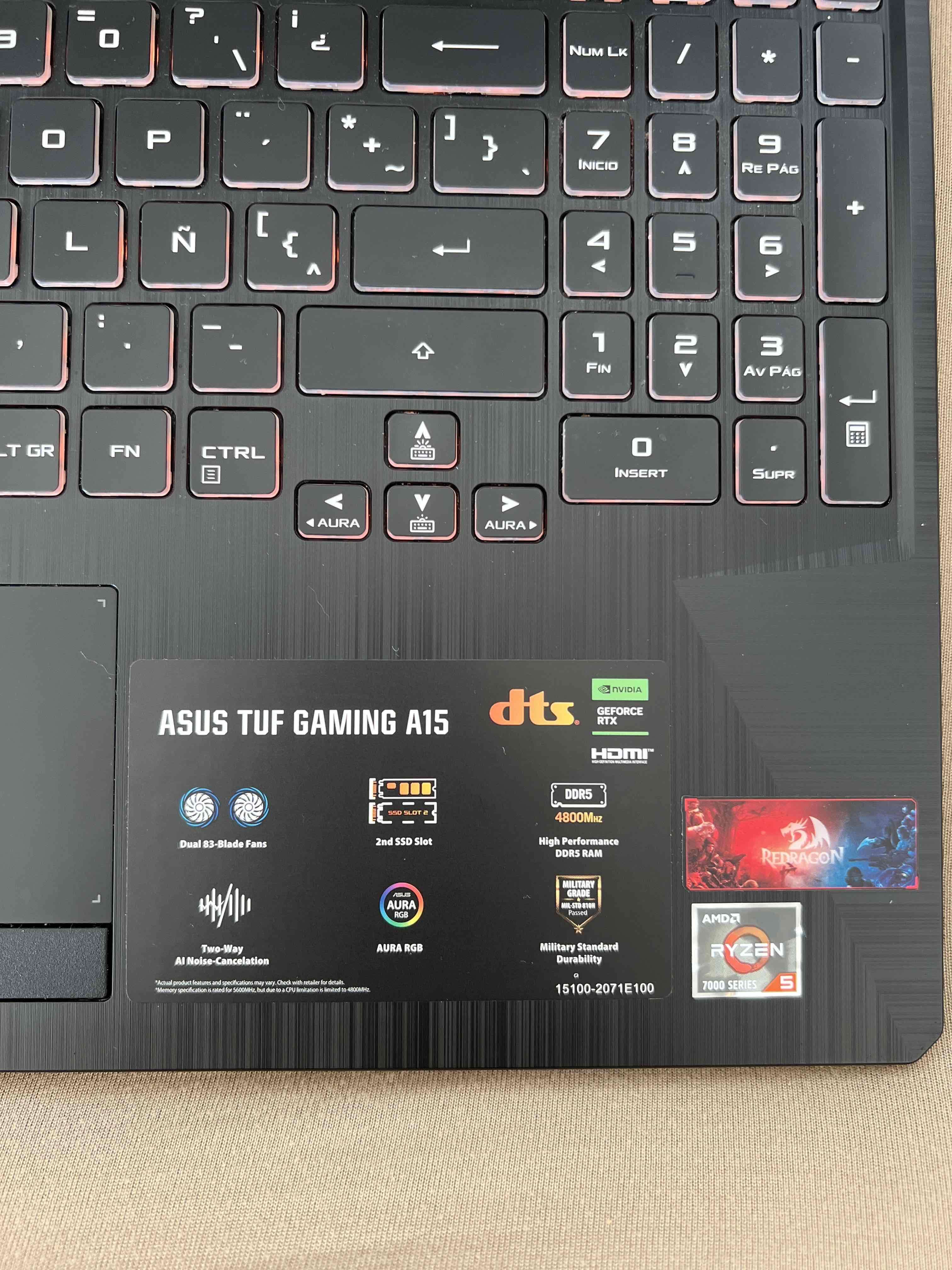 Laptop ASUS gamer retroiluminado - miniatura 2