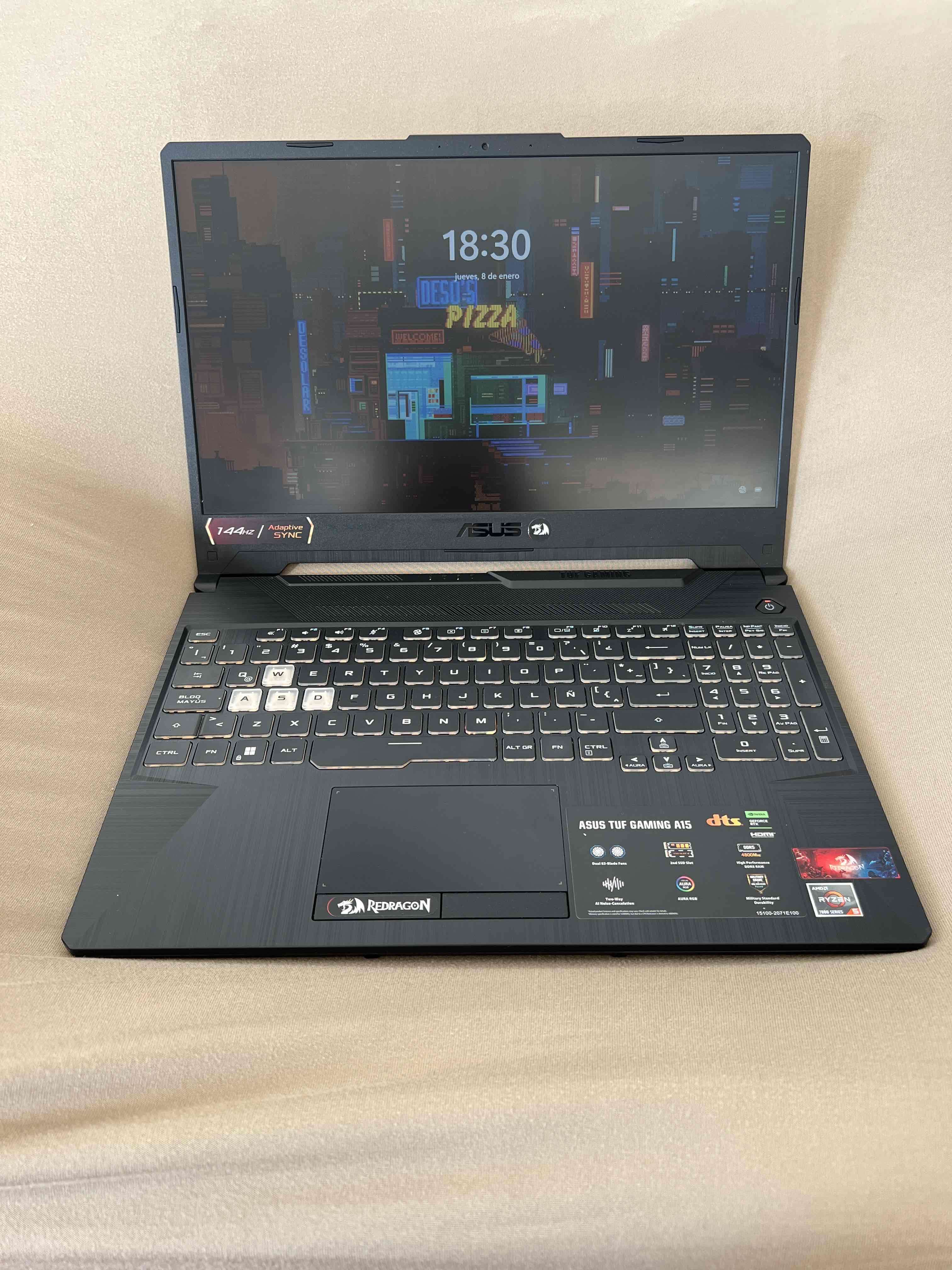 Laptop ASUS gamer retroiluminado - miniatura 4