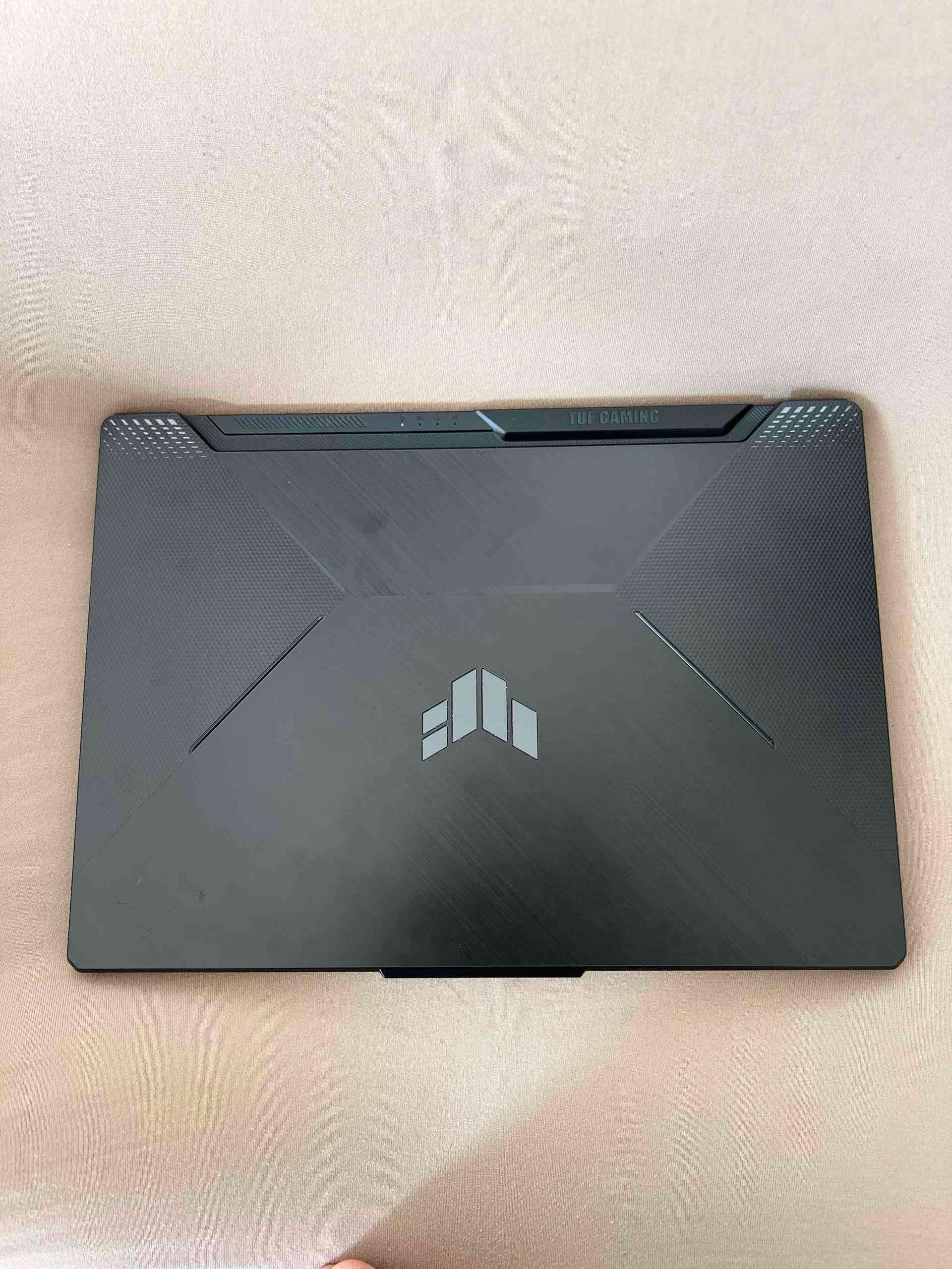 Laptop ASUS gamer retroiluminado - miniatura 5