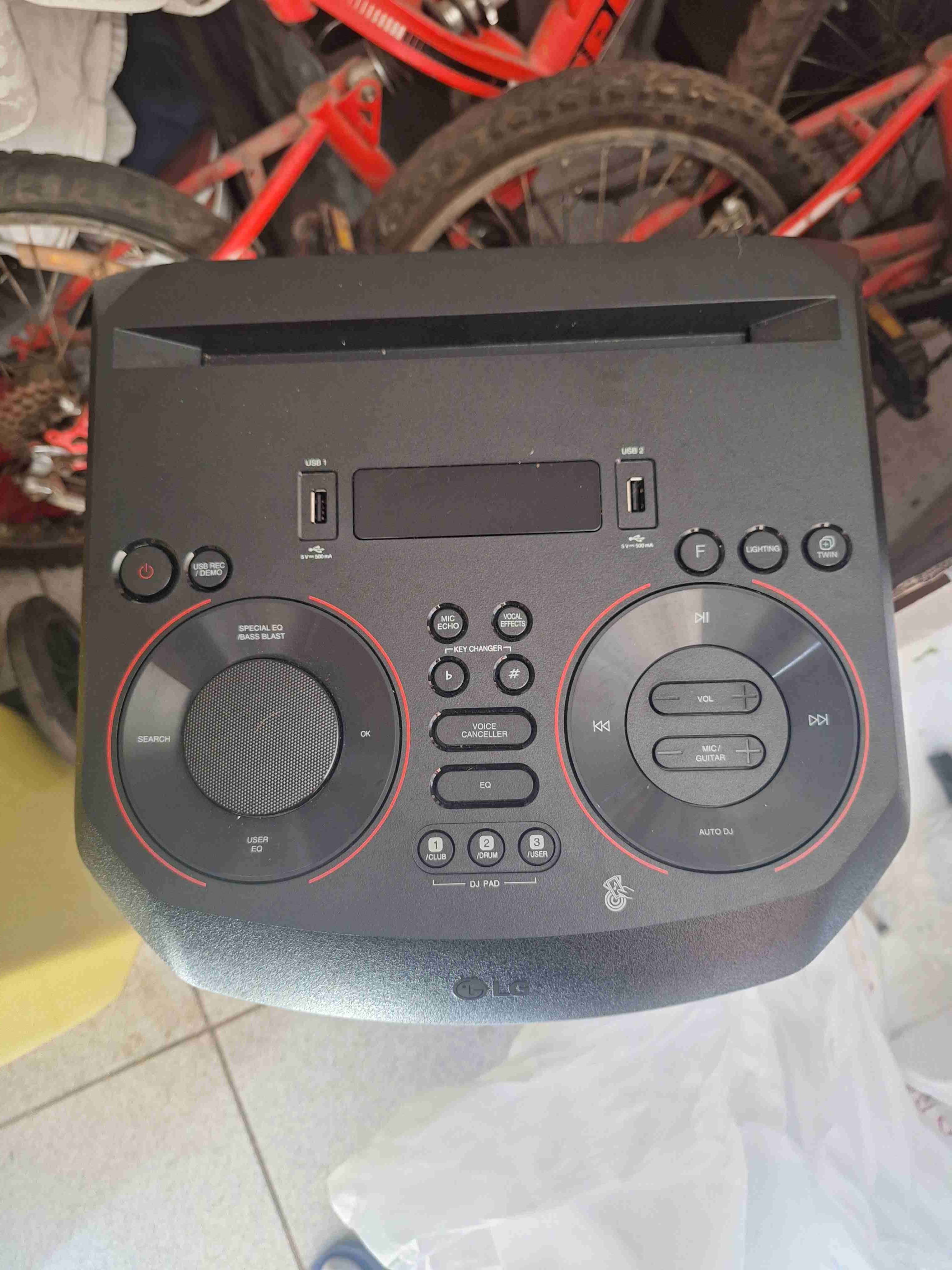 Parlante LG con control remoto - miniatura 3