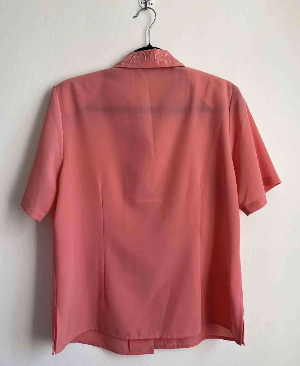 Blusa rosa con hombreras - miniatura 4