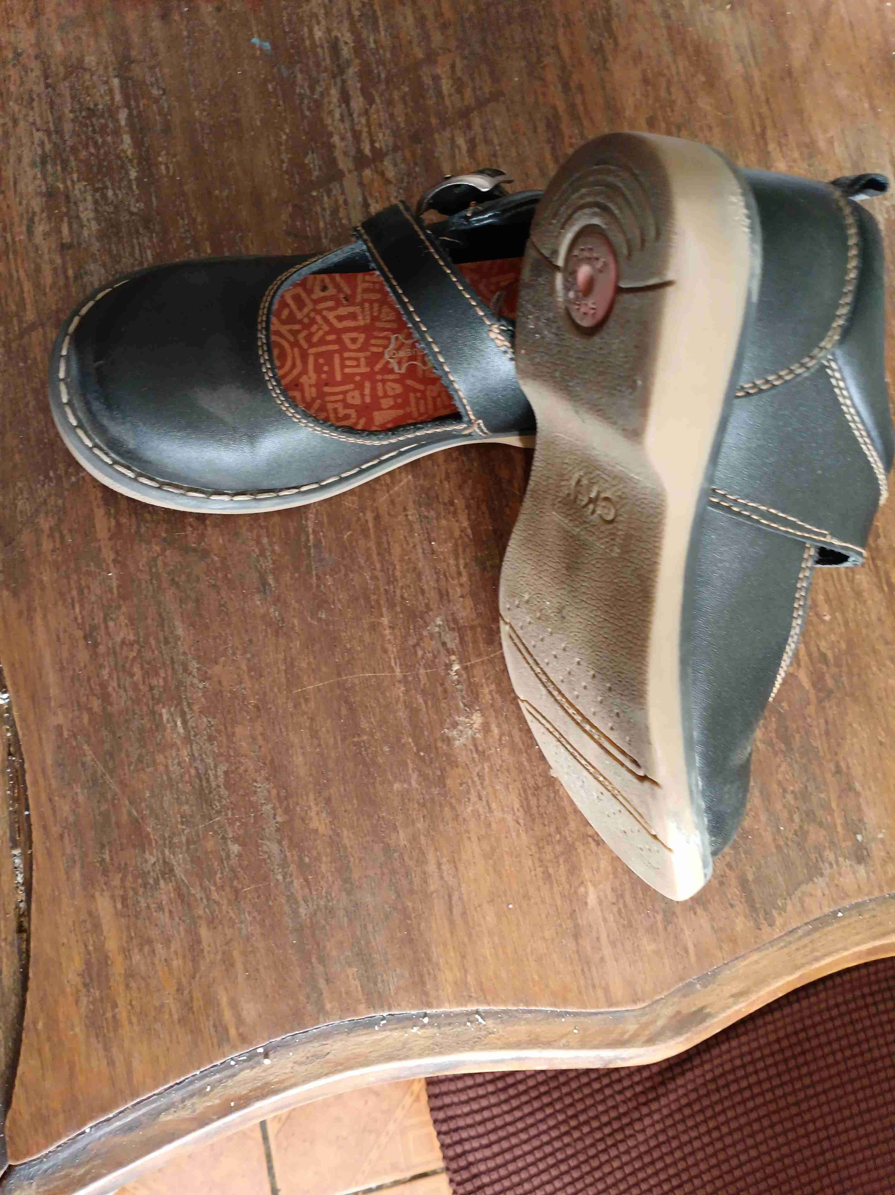 Zapatos negros para niña