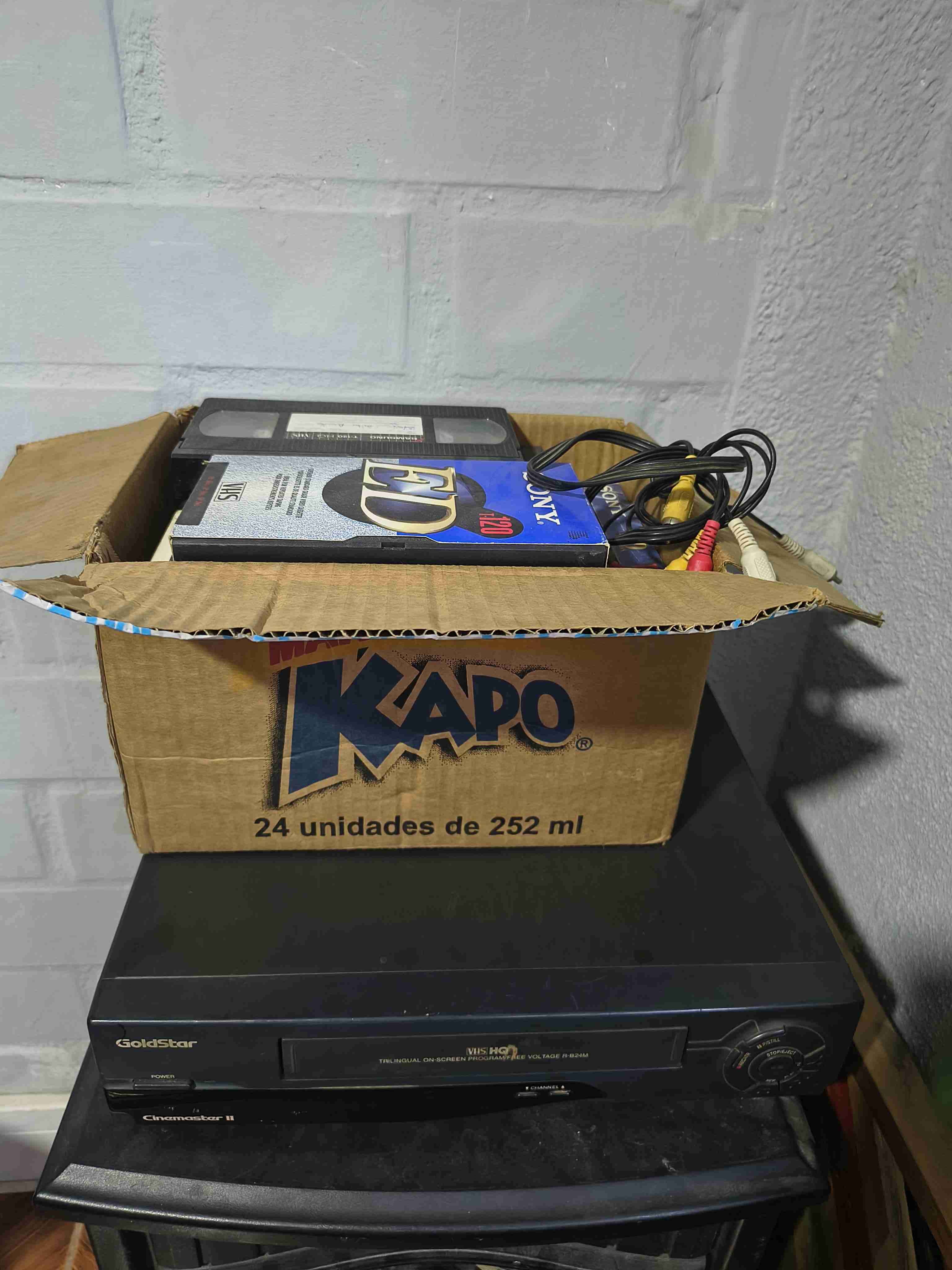 Reproductor VHS GoldStar Cinemaster - miniatura 2