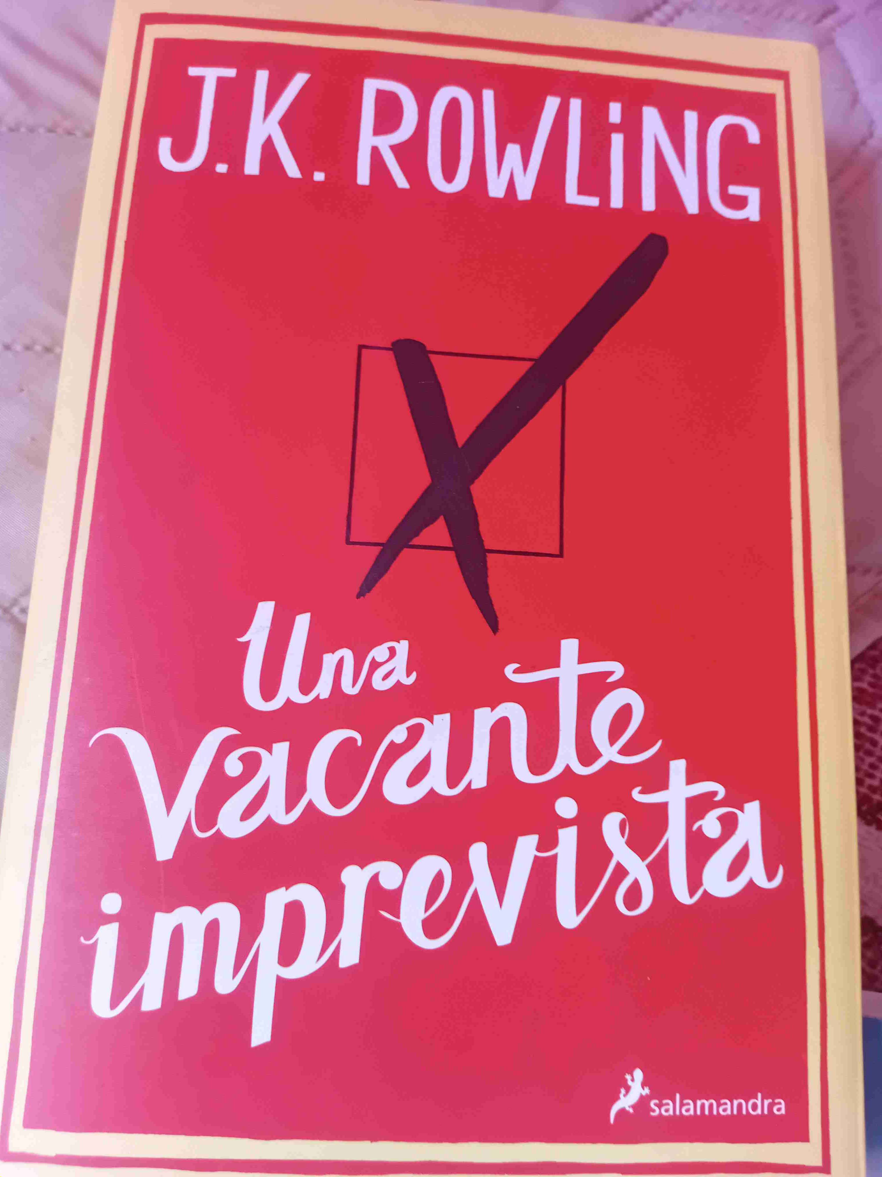 Libro 'Una vacante imprevista' J.K. Rowling
