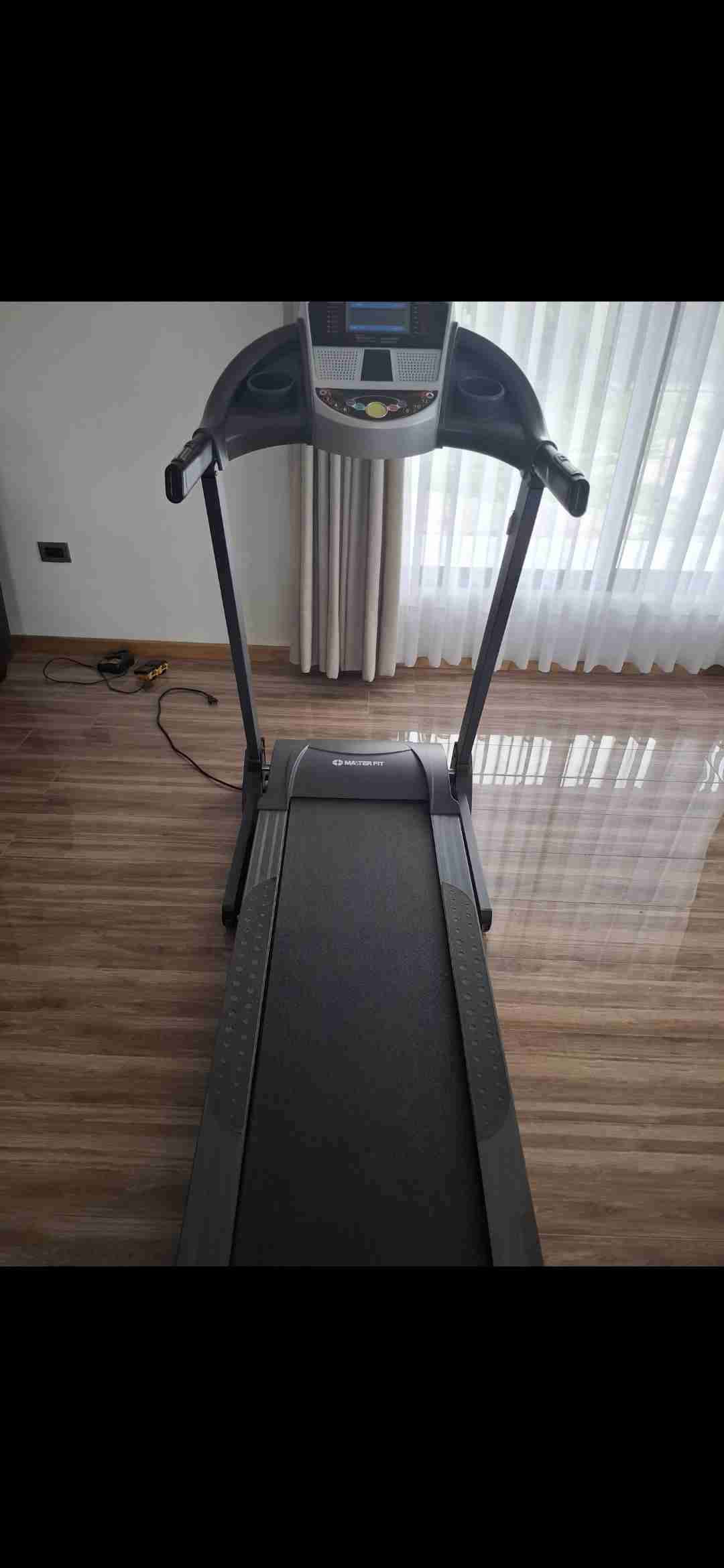 Cinta de correr eléctrica Master Fit