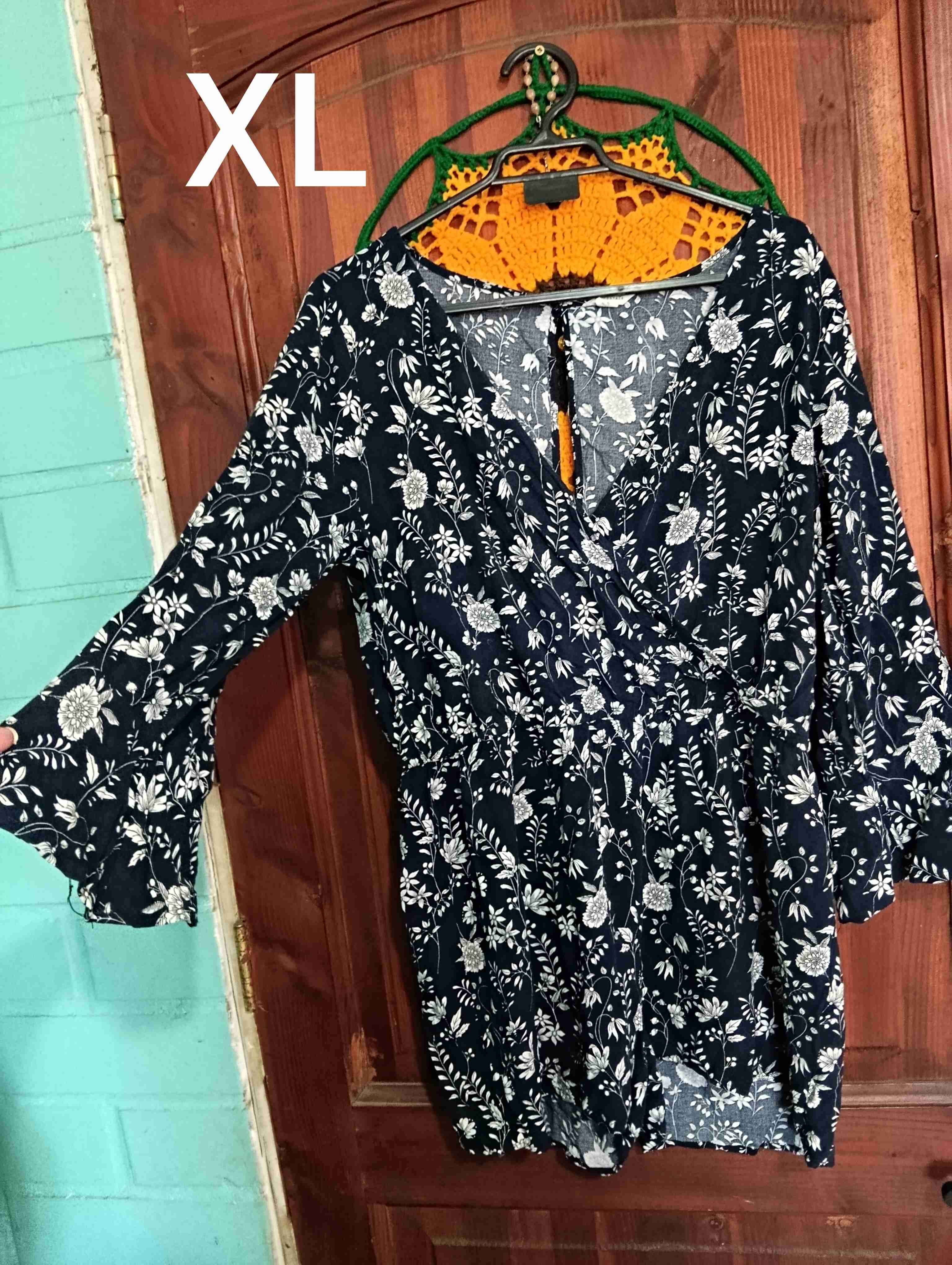 Bolsa de ropa variada (60 prnds aprox) - miniatura 3